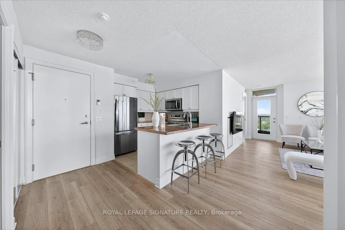 25 Greenview Avenue, #1520