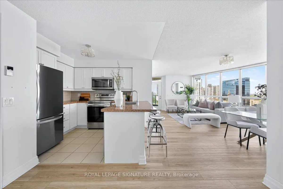 25 Greenview Avenue, #1520