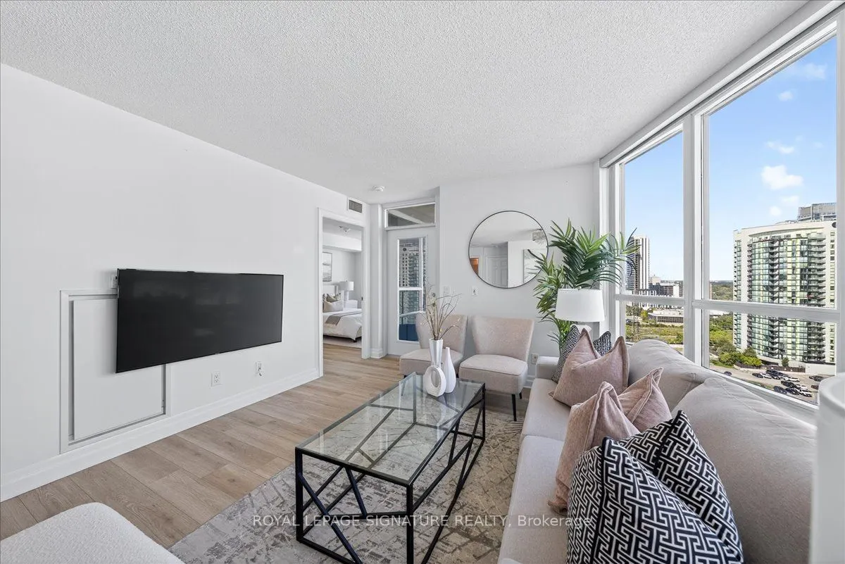 25 Greenview Avenue, #1520