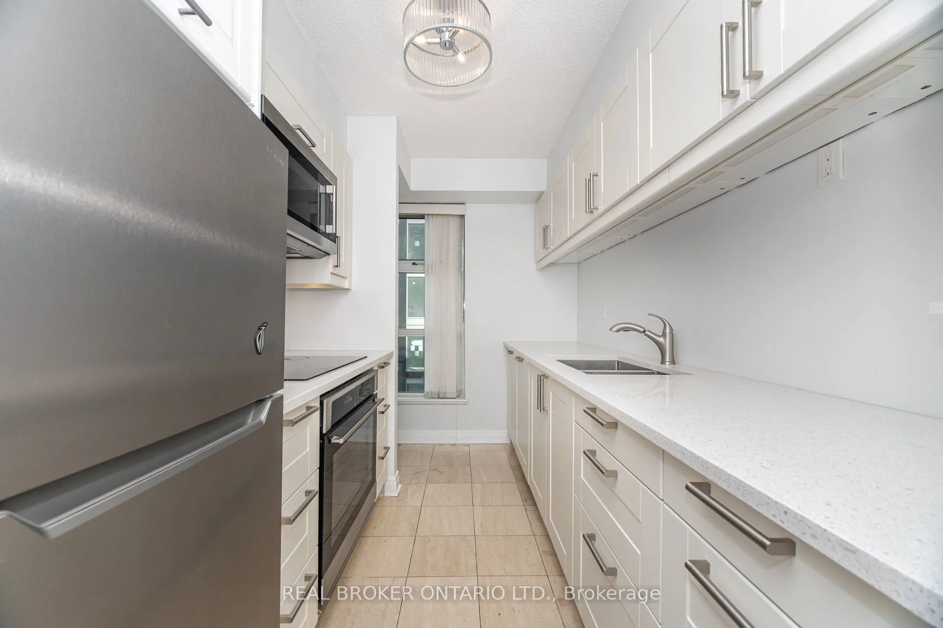 50 Lombard Street, #2301