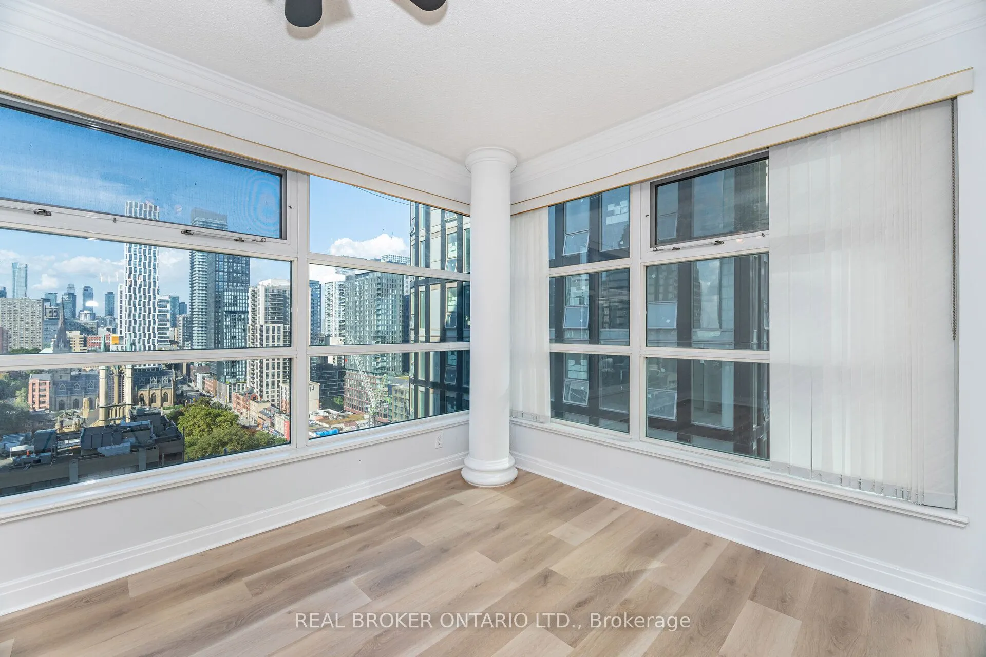 50 Lombard Street, #2301