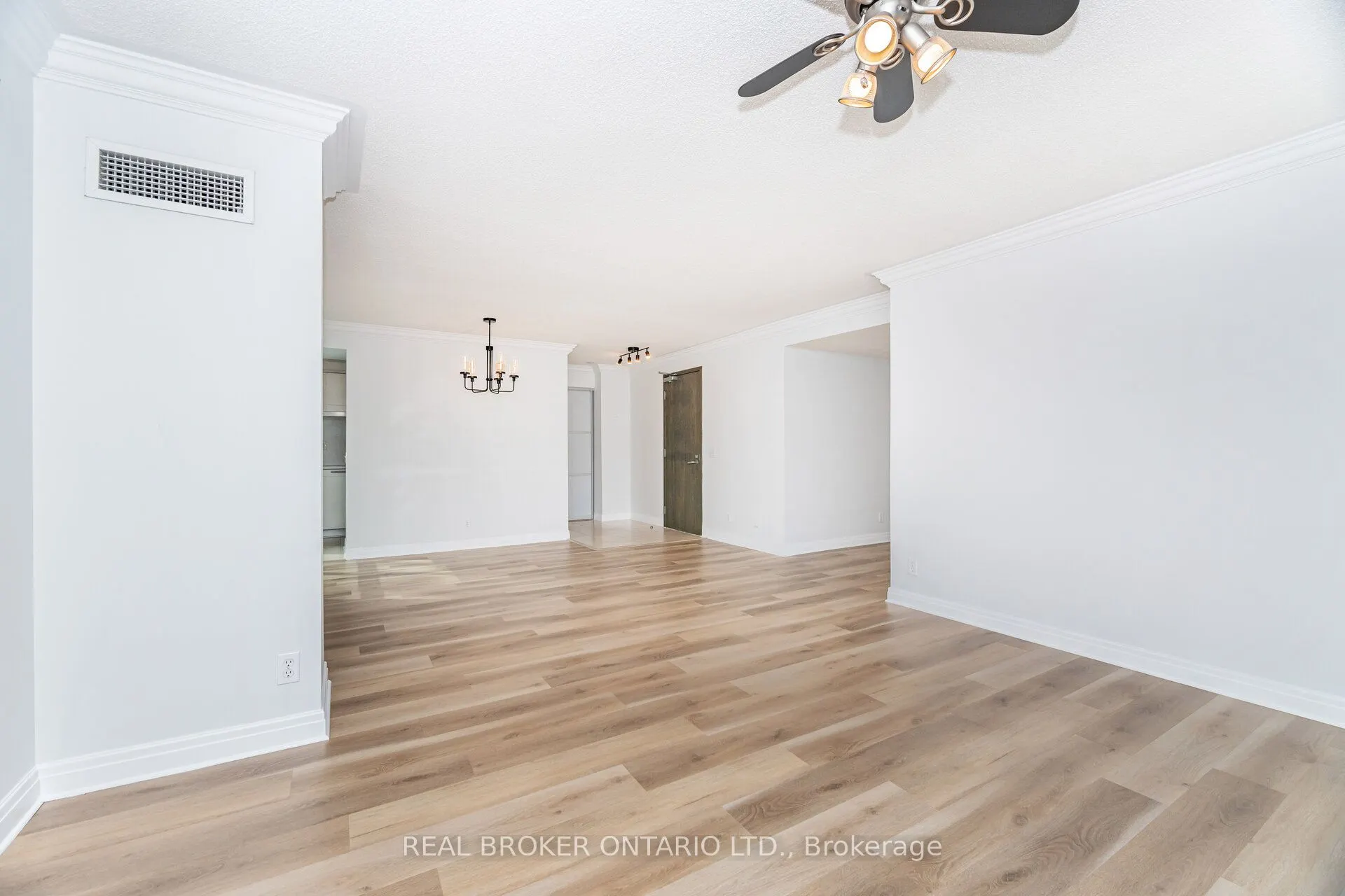 50 Lombard Street, #2301