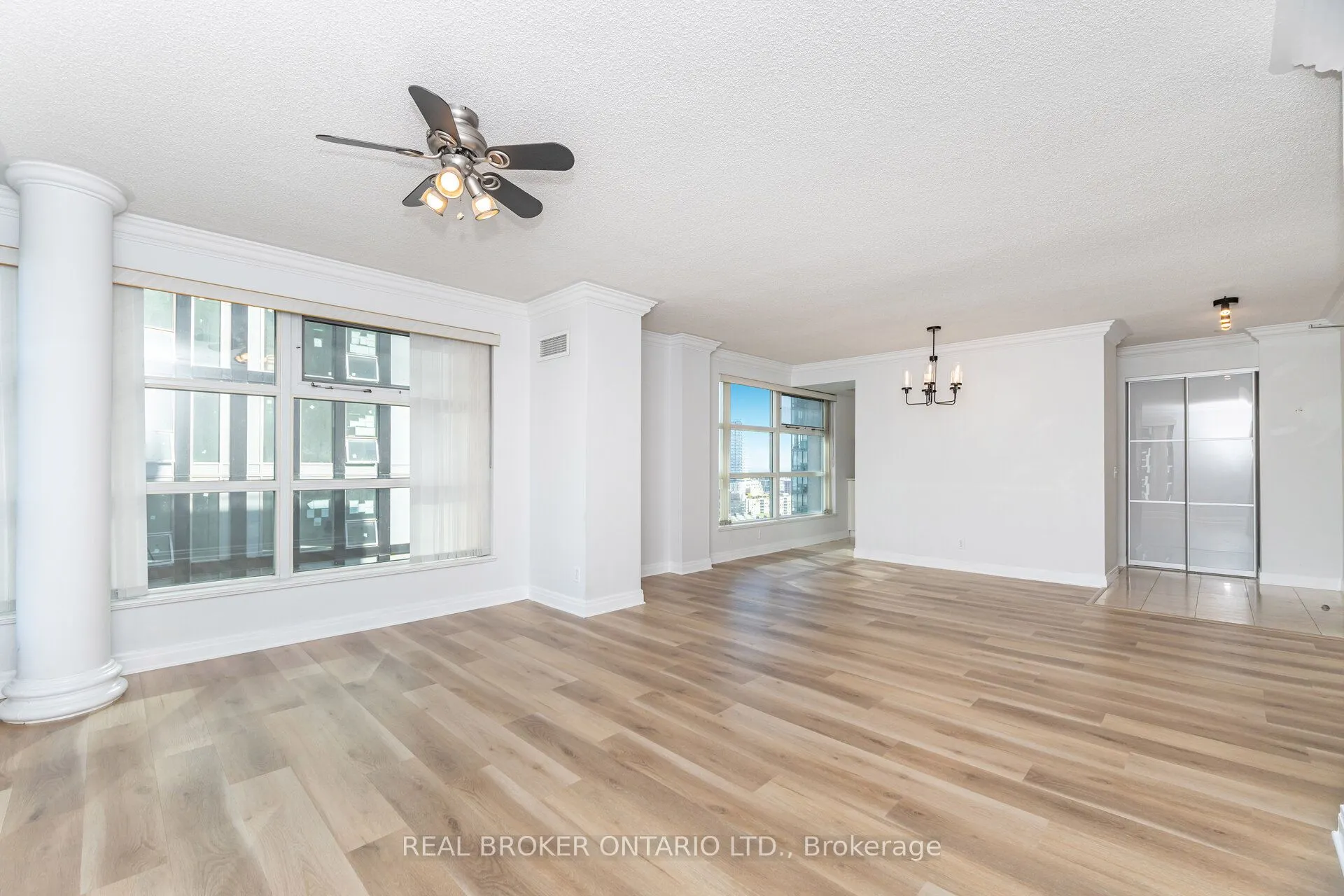 50 Lombard Street, #2301