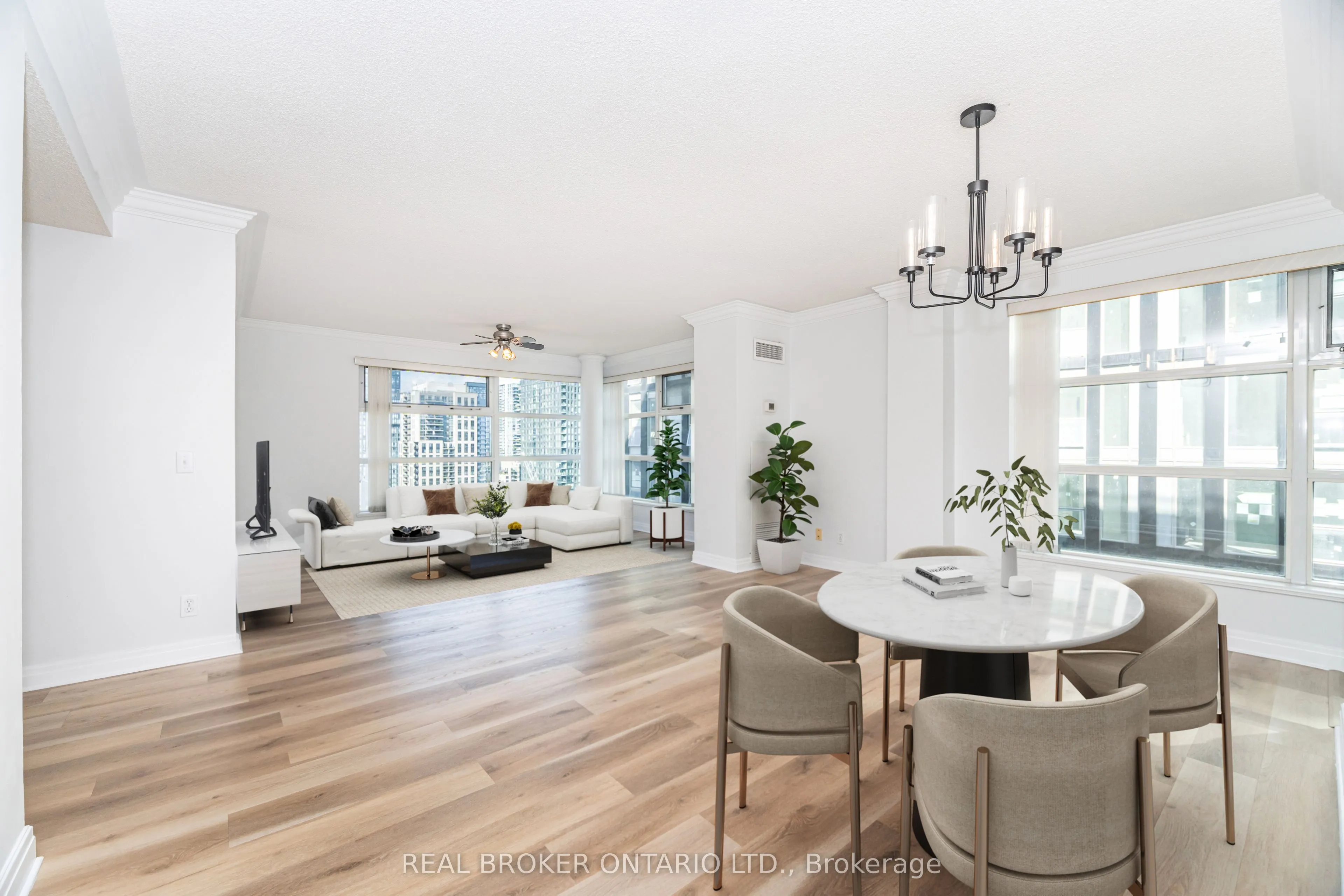 50 Lombard Street, #2301