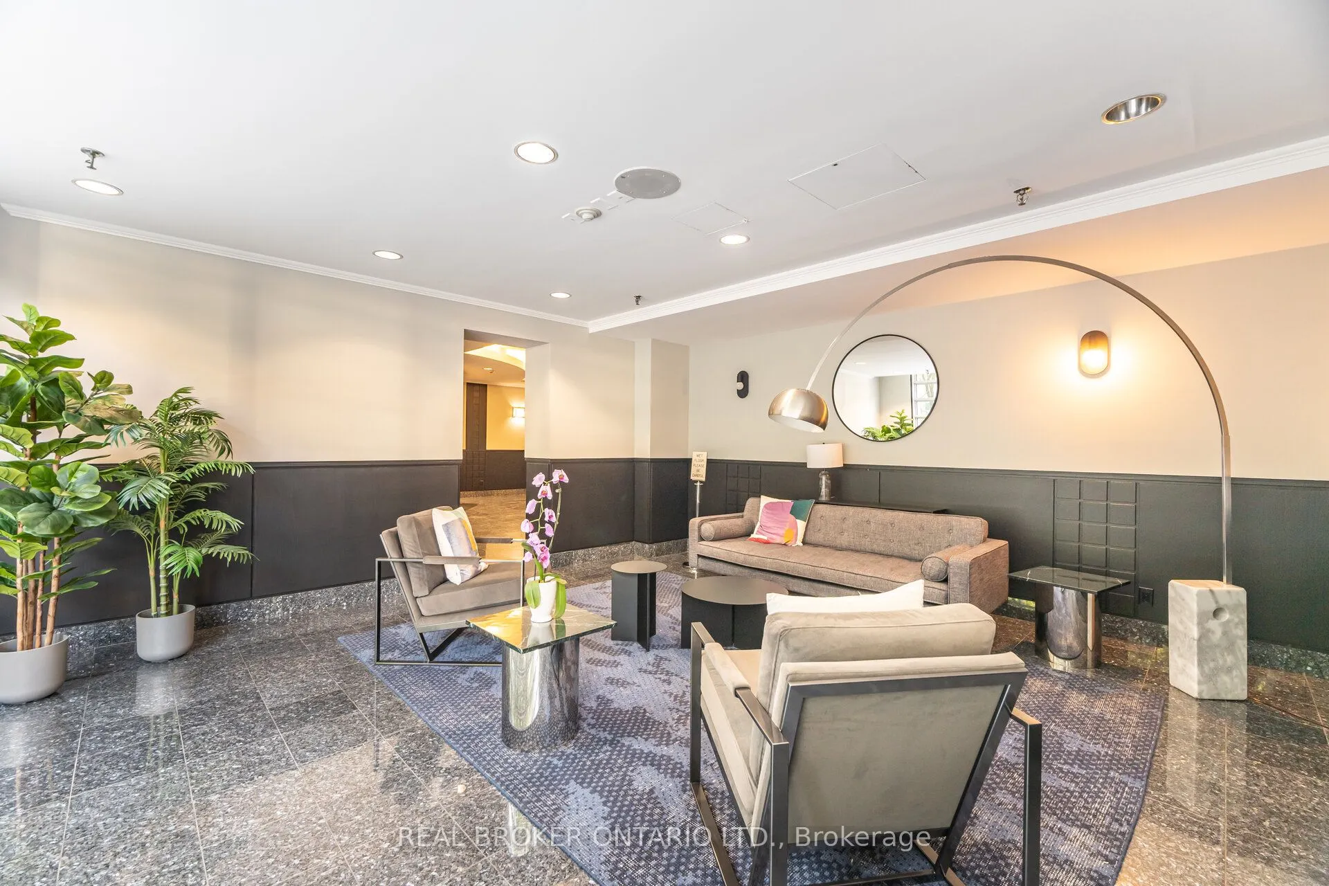 50 Lombard Street, #2301