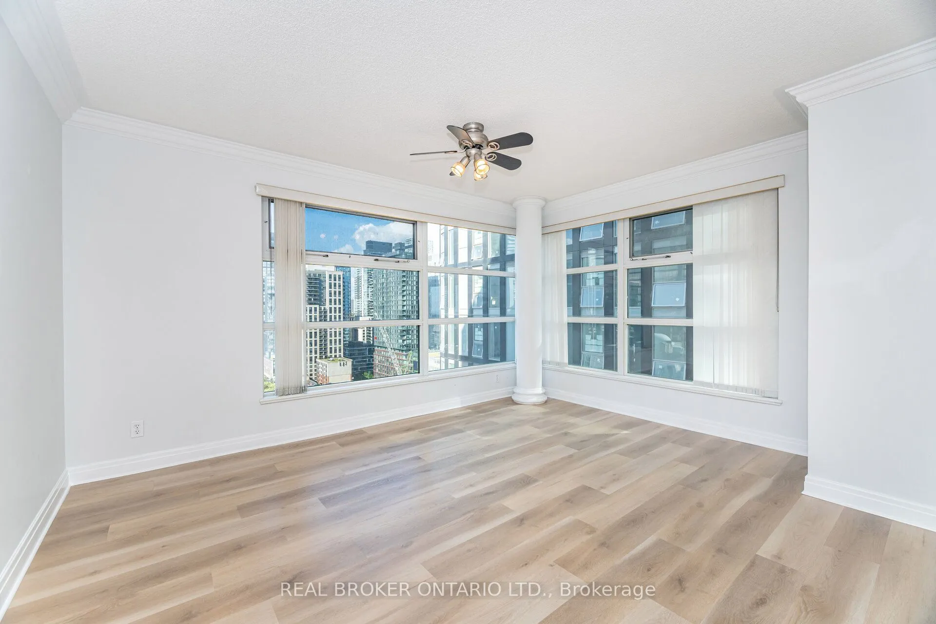 50 Lombard Street, #2301