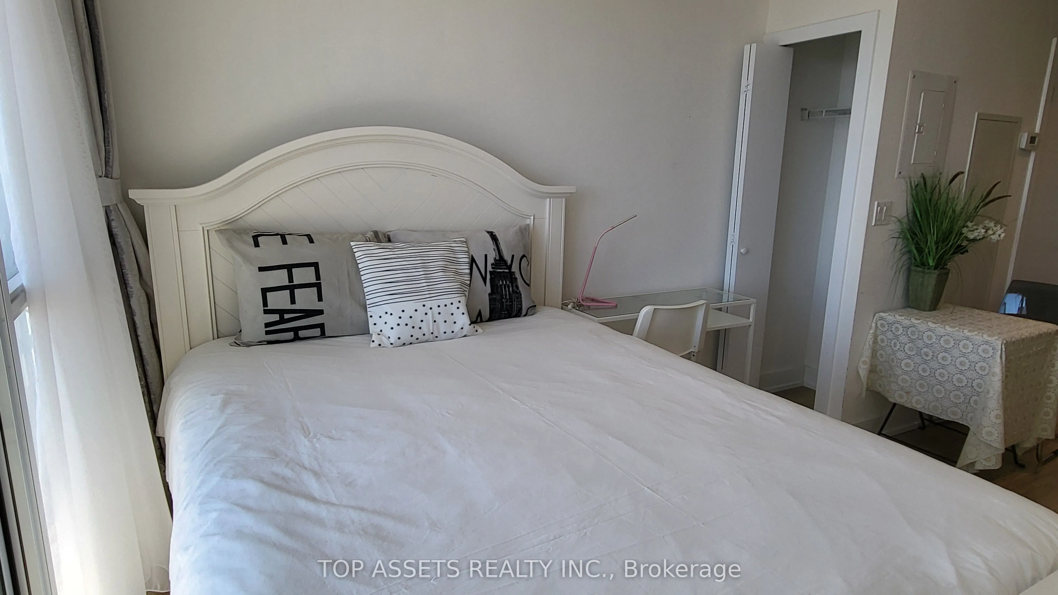 150 Fariview Mall Drive, #1310