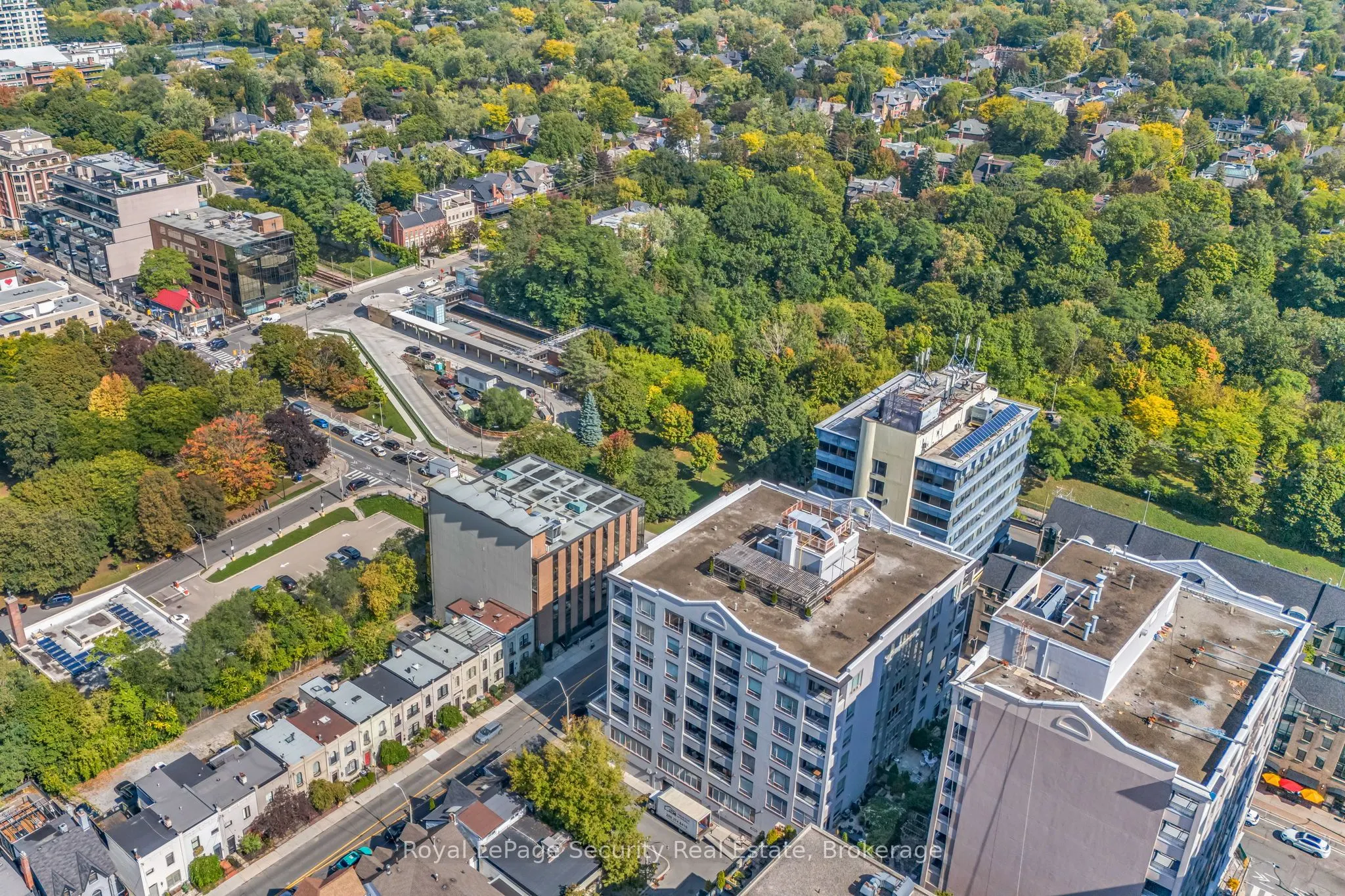 980 Yonge Street, #403