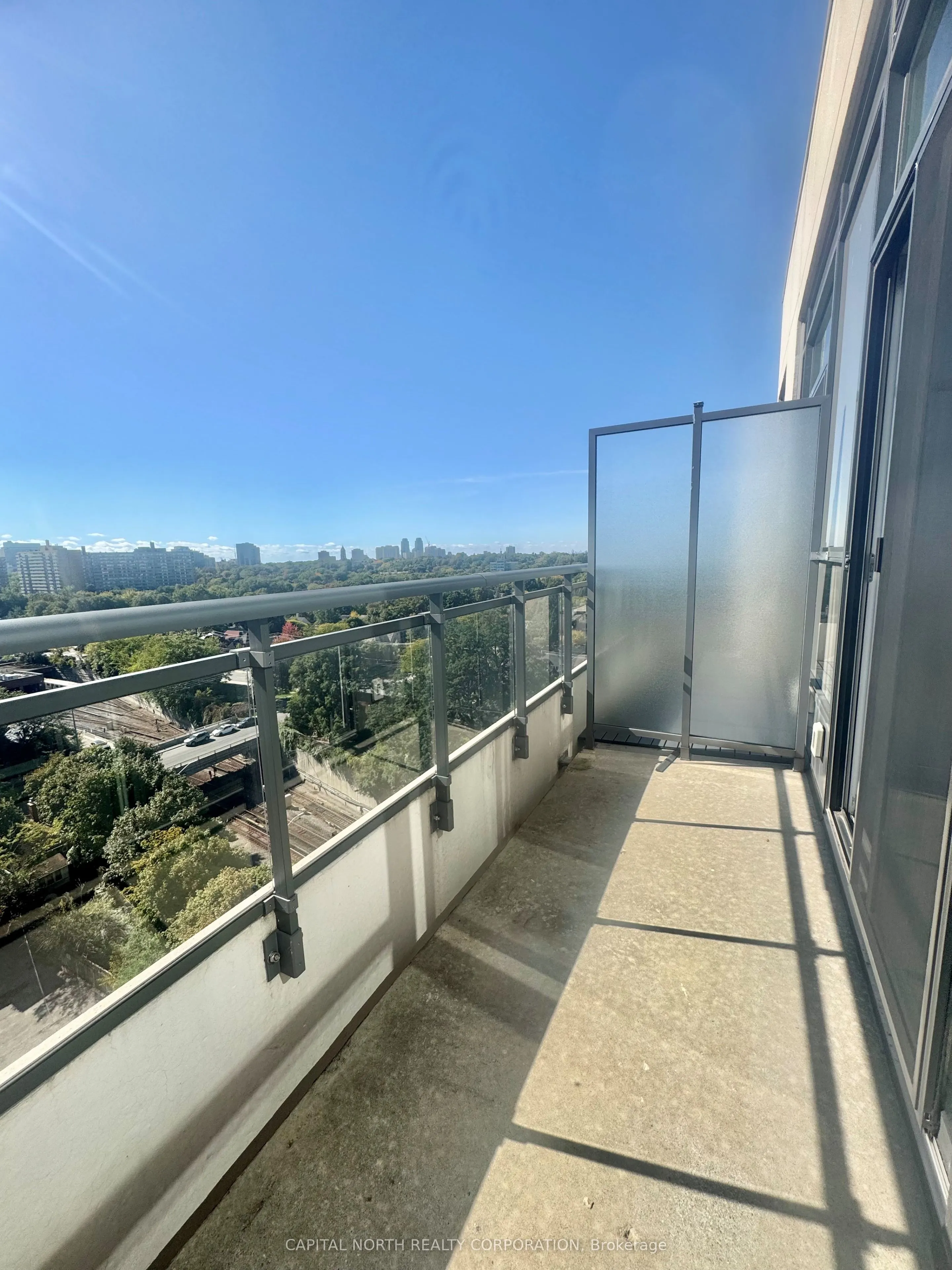 23 Glebe Road W, #1015