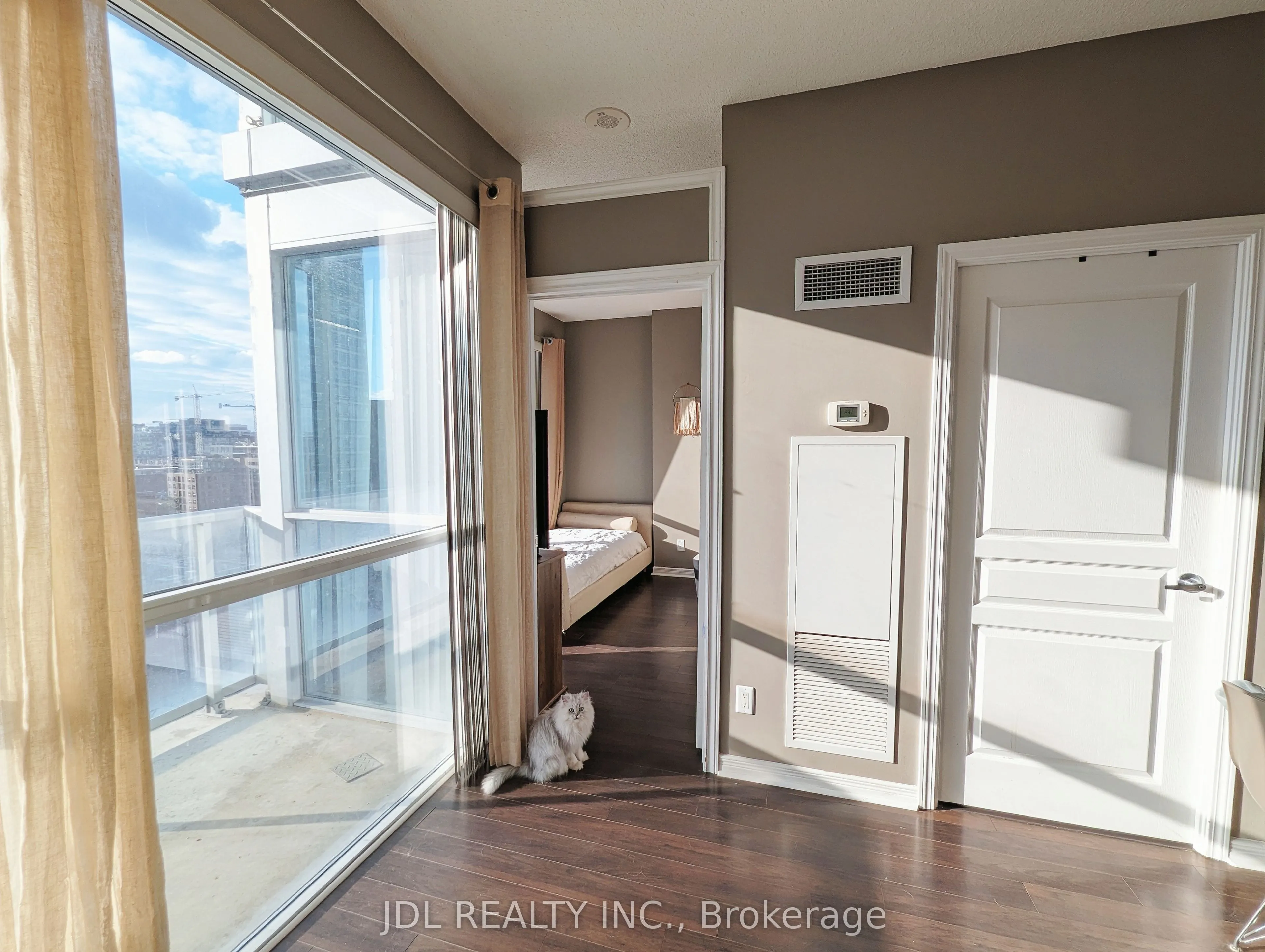 352 Front Street W, #1407