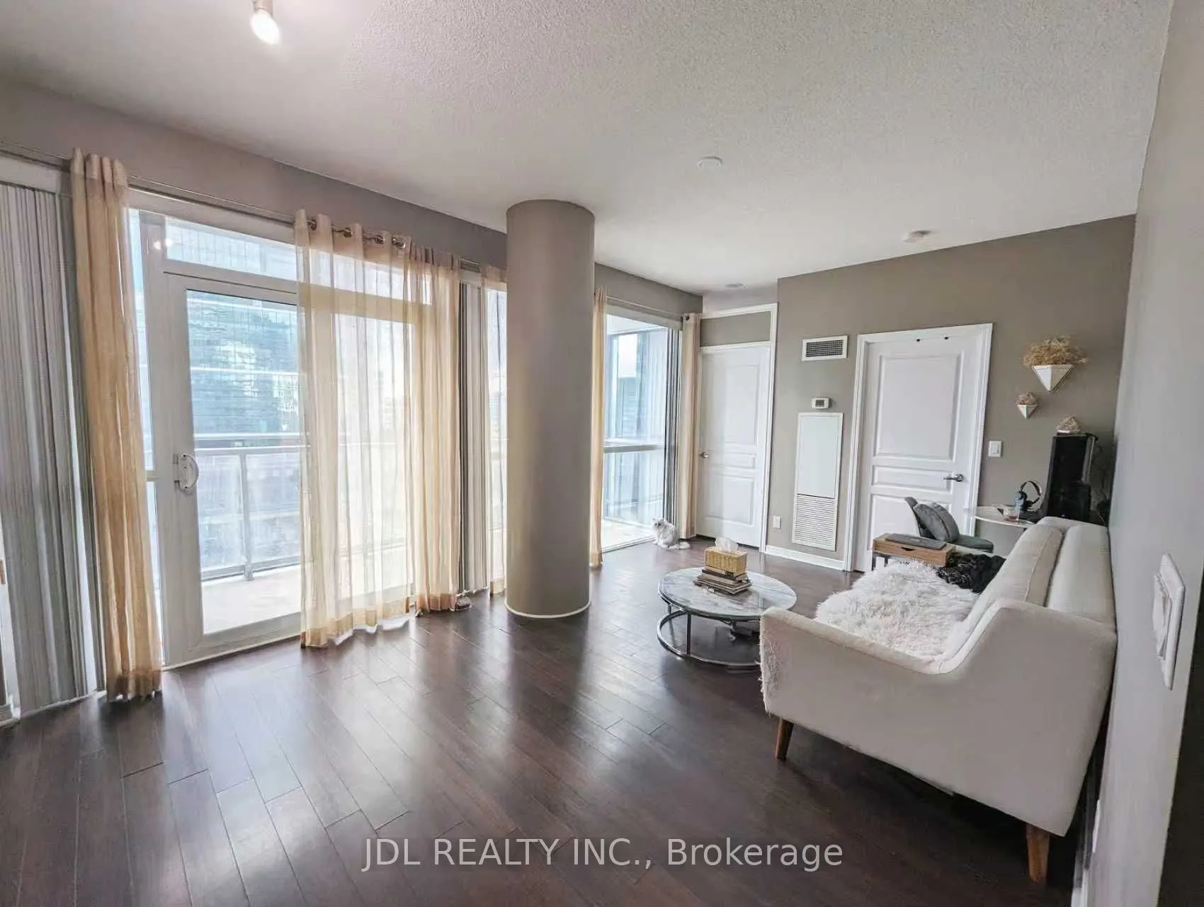 352 Front Street W, #1407