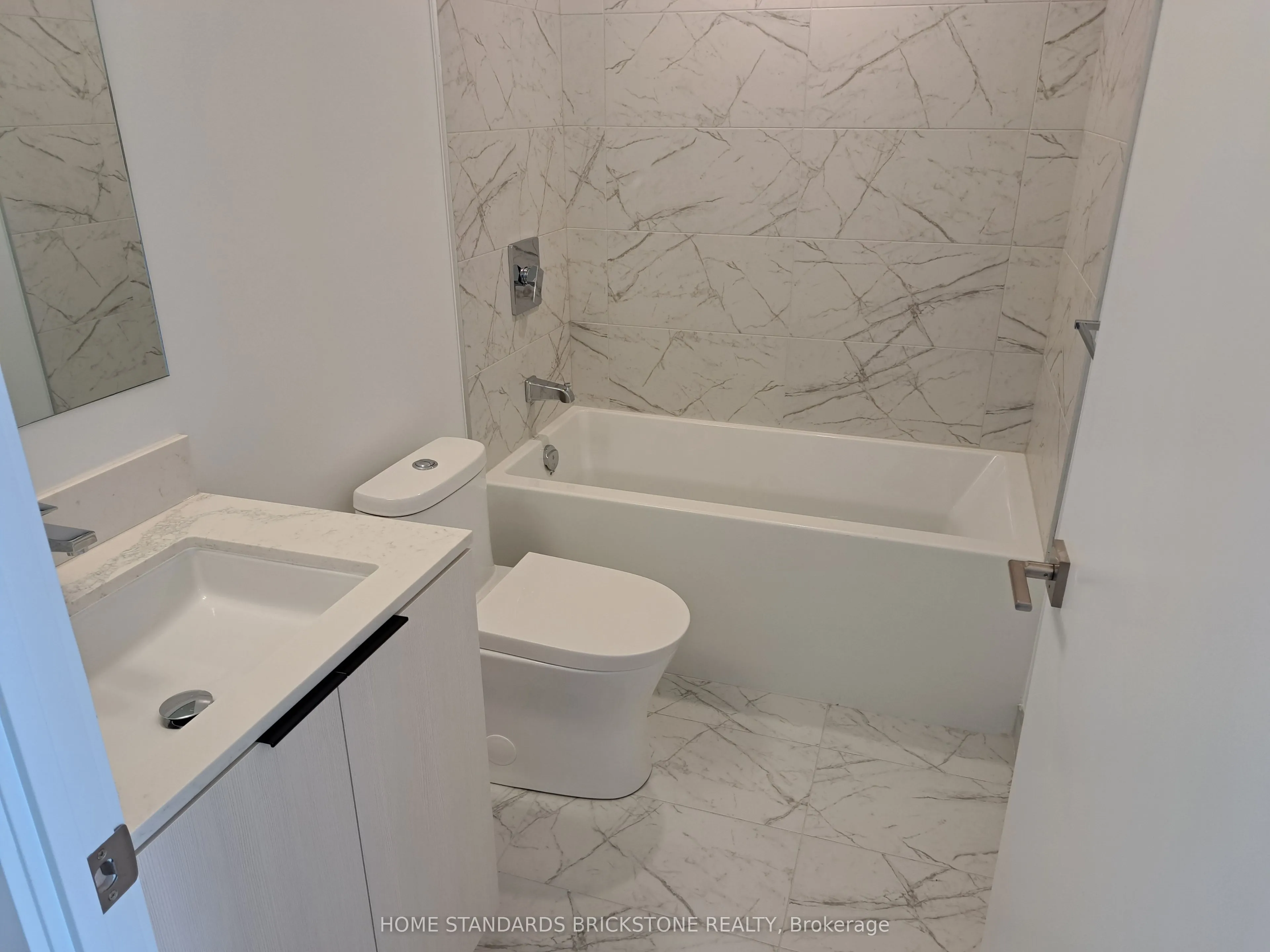 82 Dalhousie Street, #4111