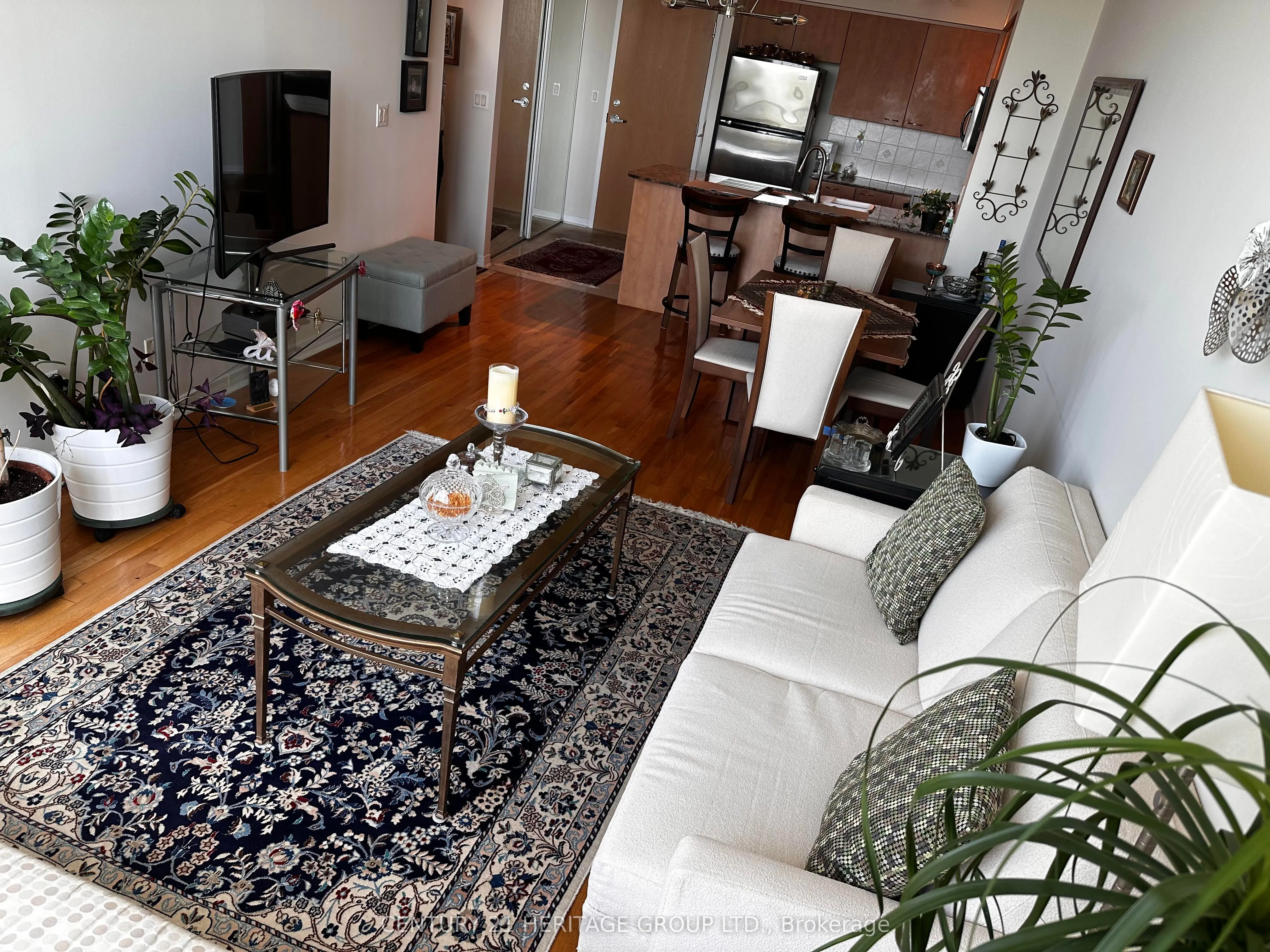 509 Beecroft Road, #2206