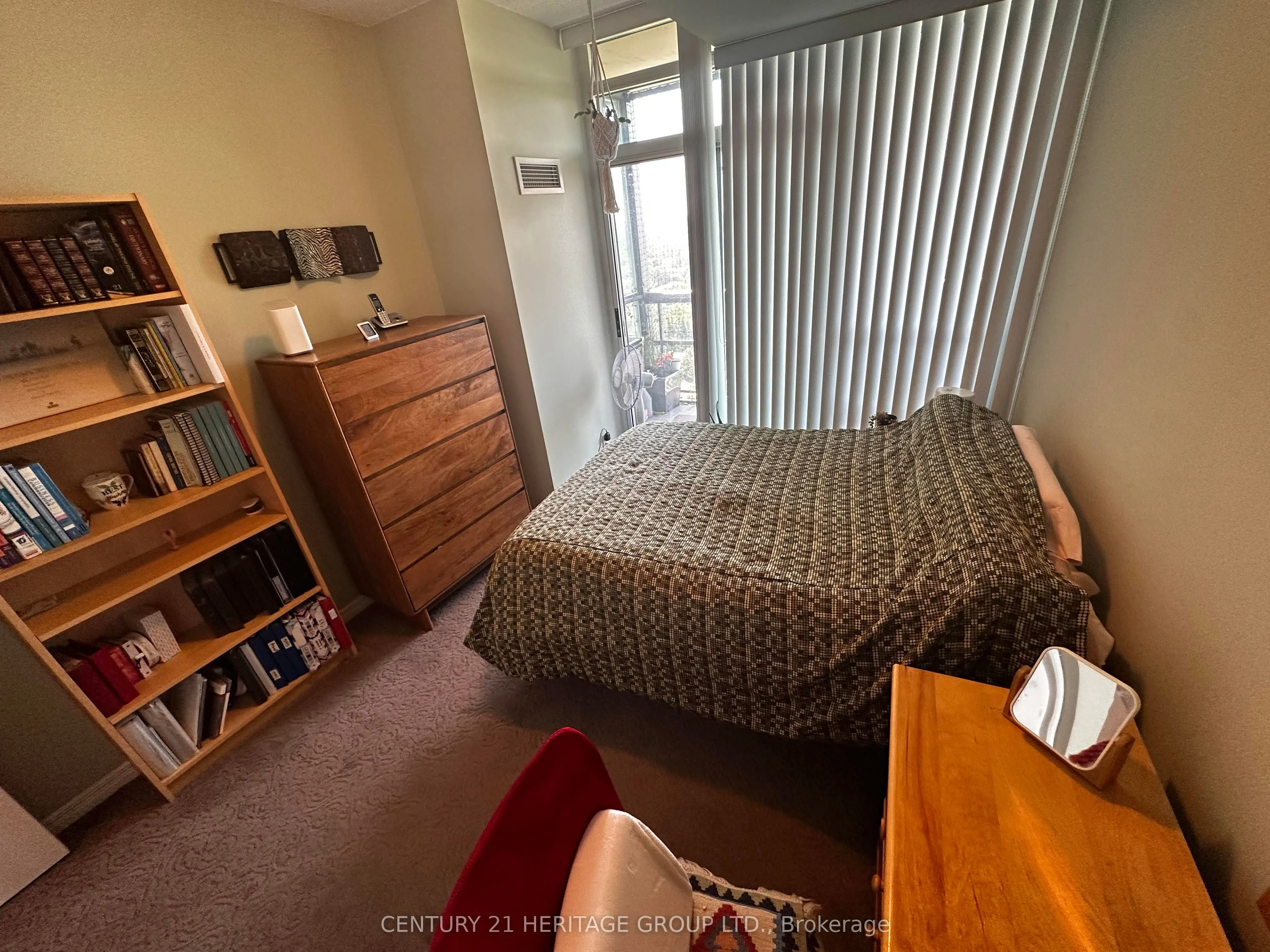 509 Beecroft Road, #2206