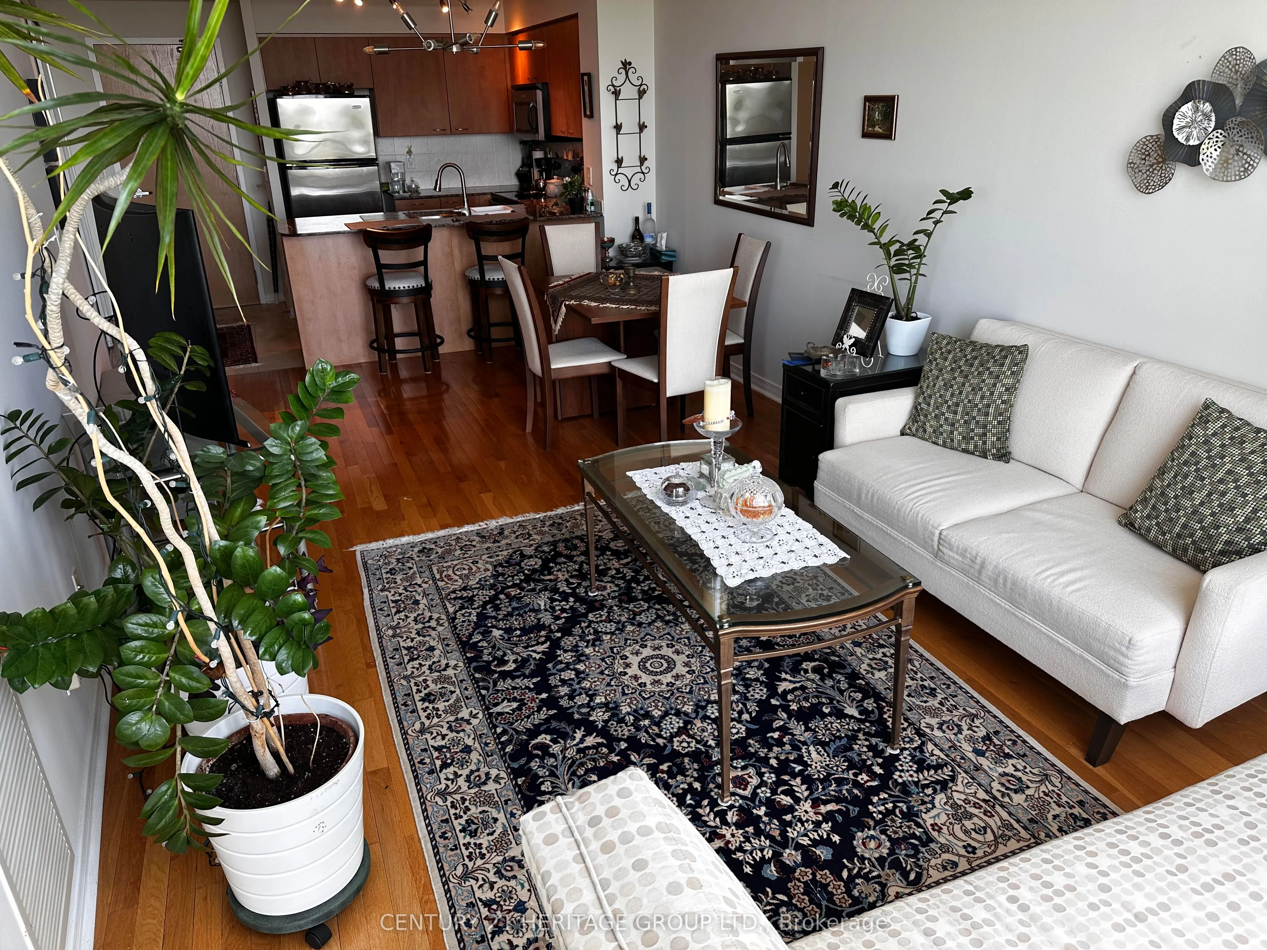 509 Beecroft Road, #2206
