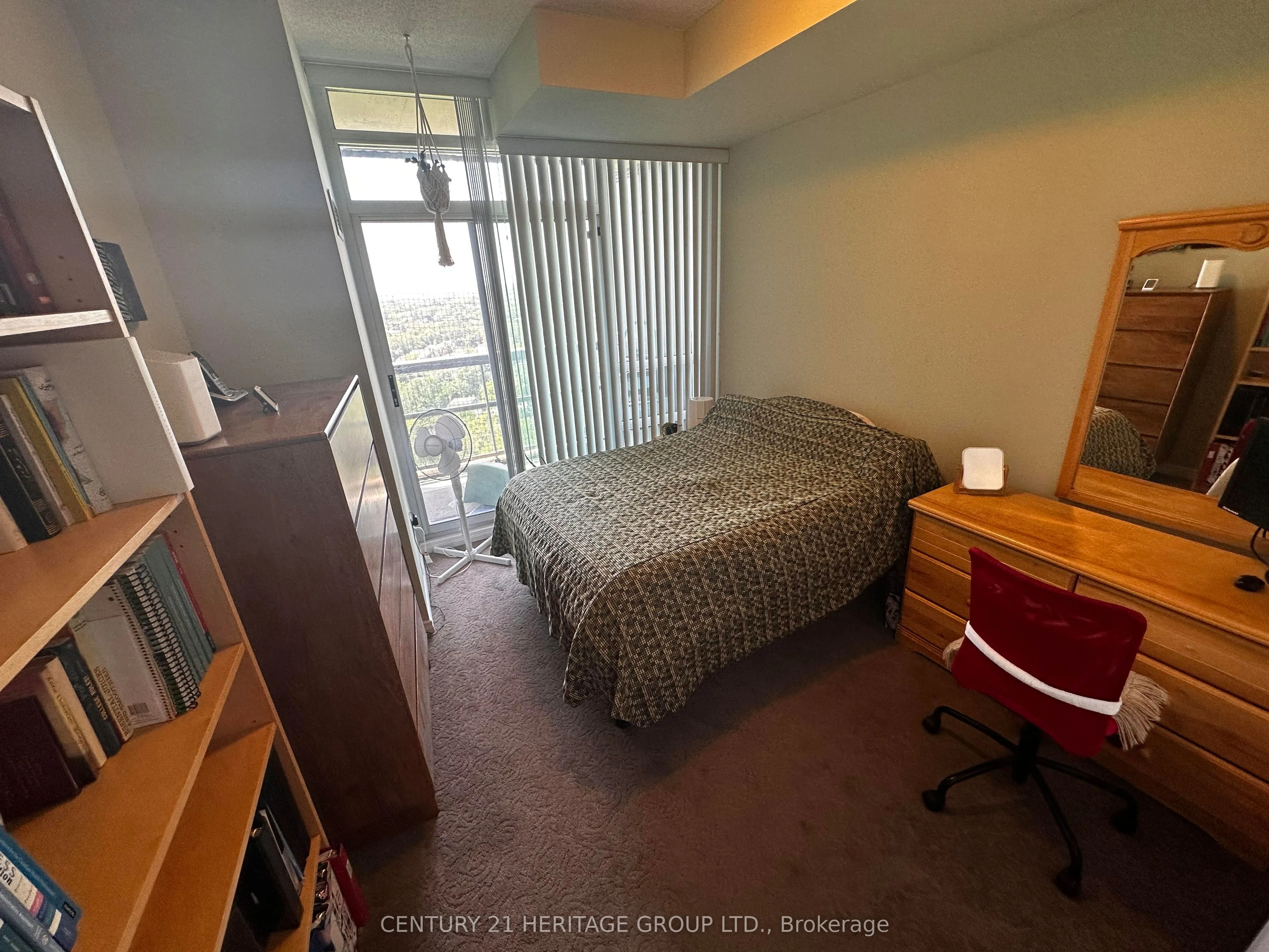 509 Beecroft Road, #2206