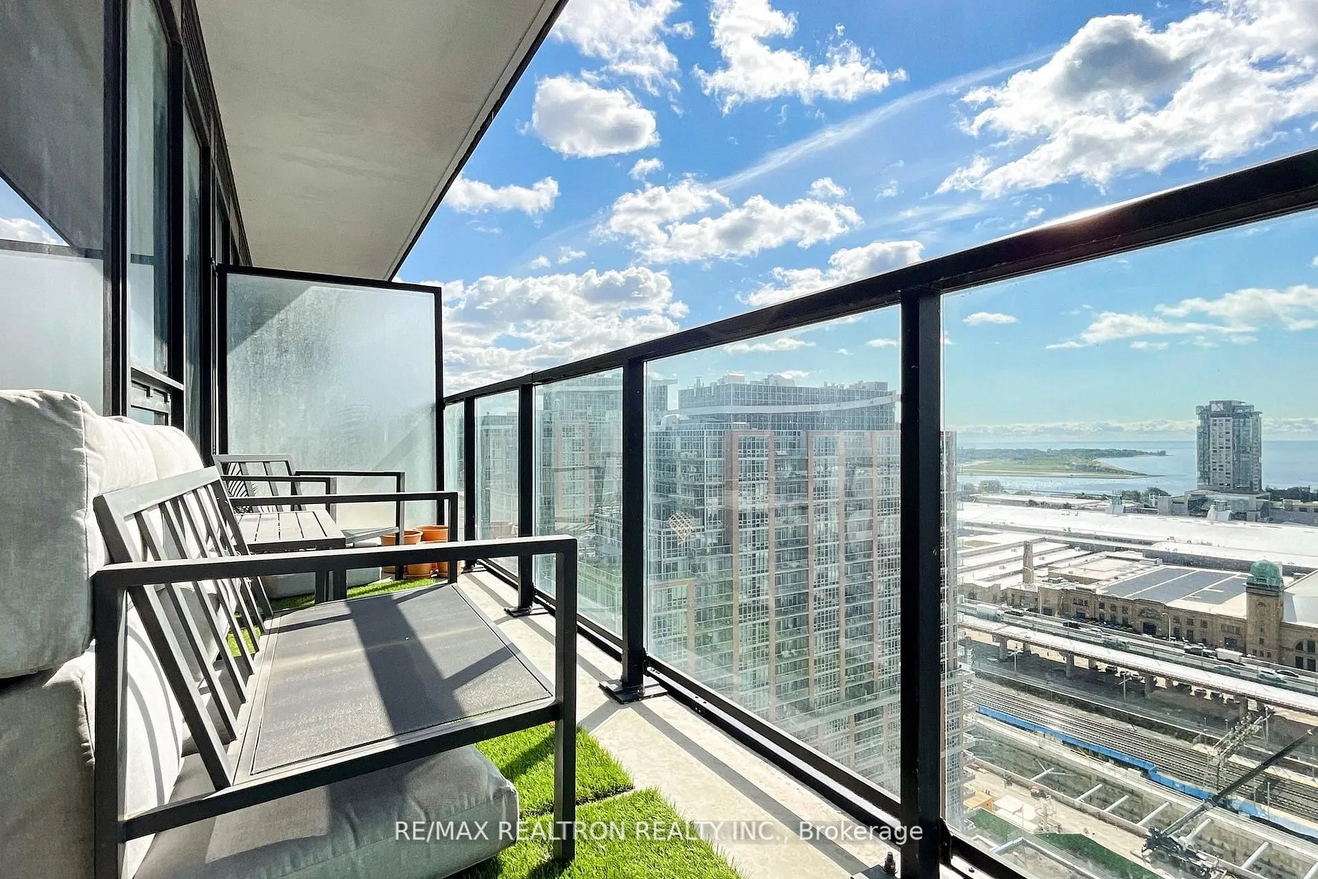 135 East Liberty Street, #1901