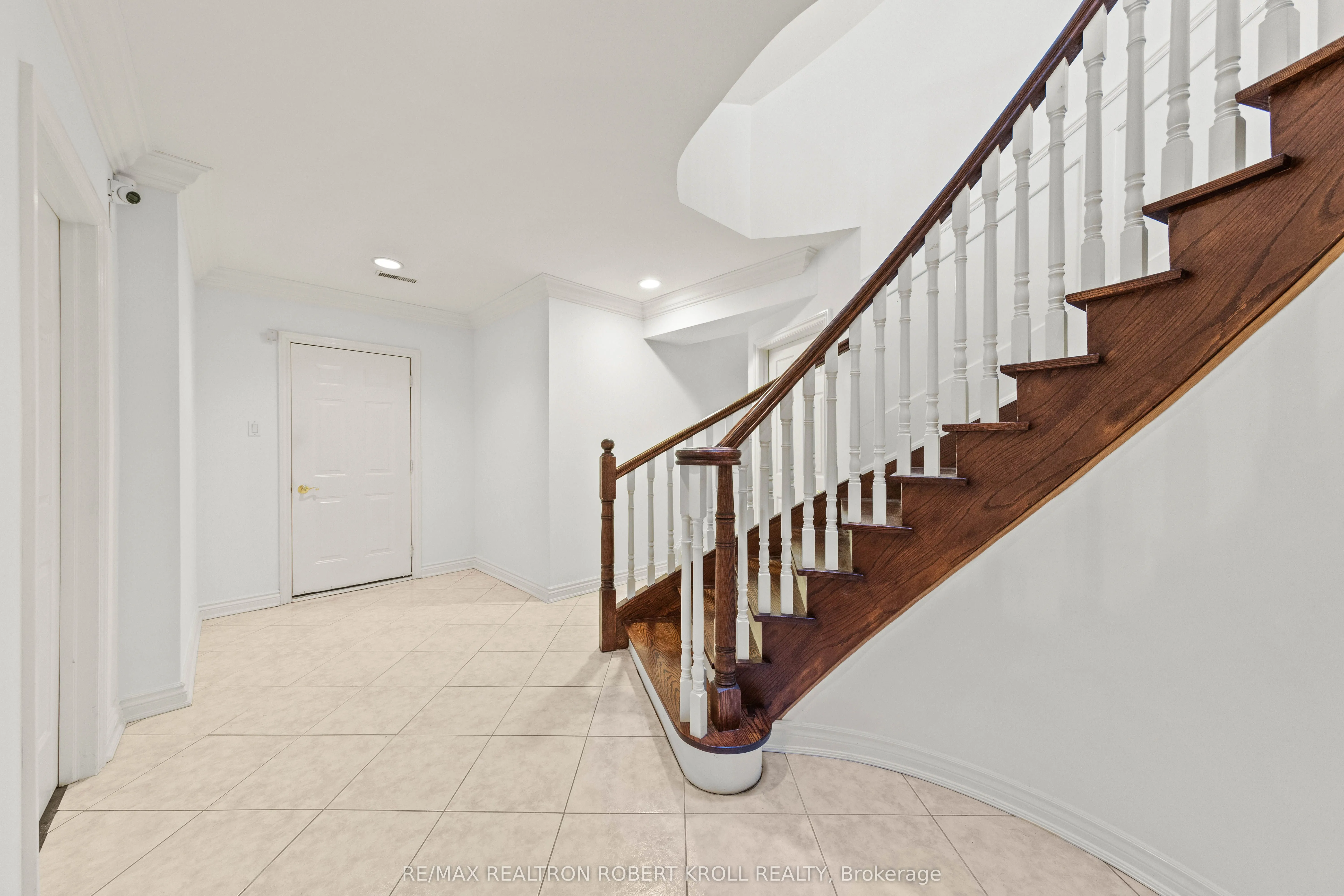 10 Gorman Park Road