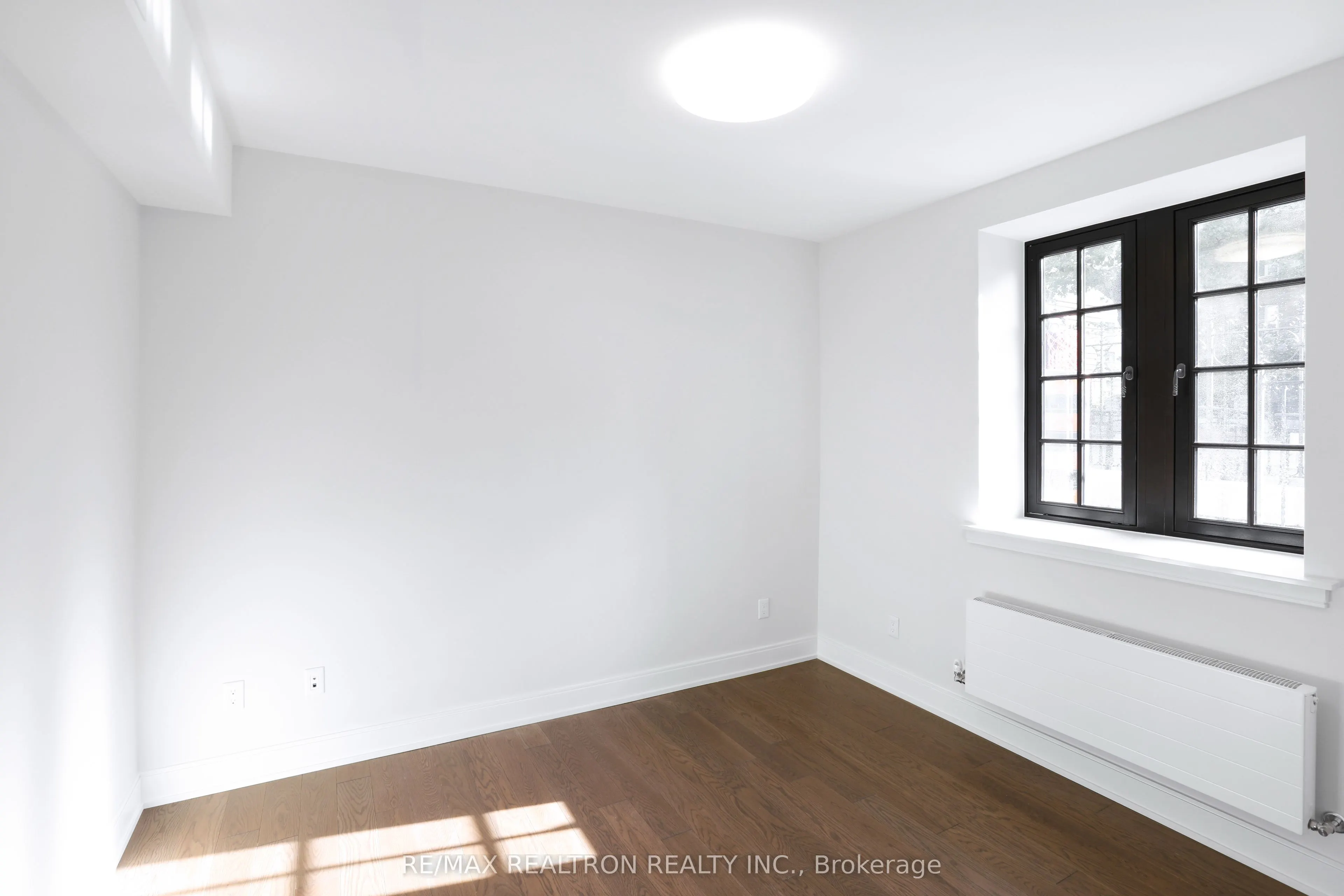 2 Clarendon Avenue, #109