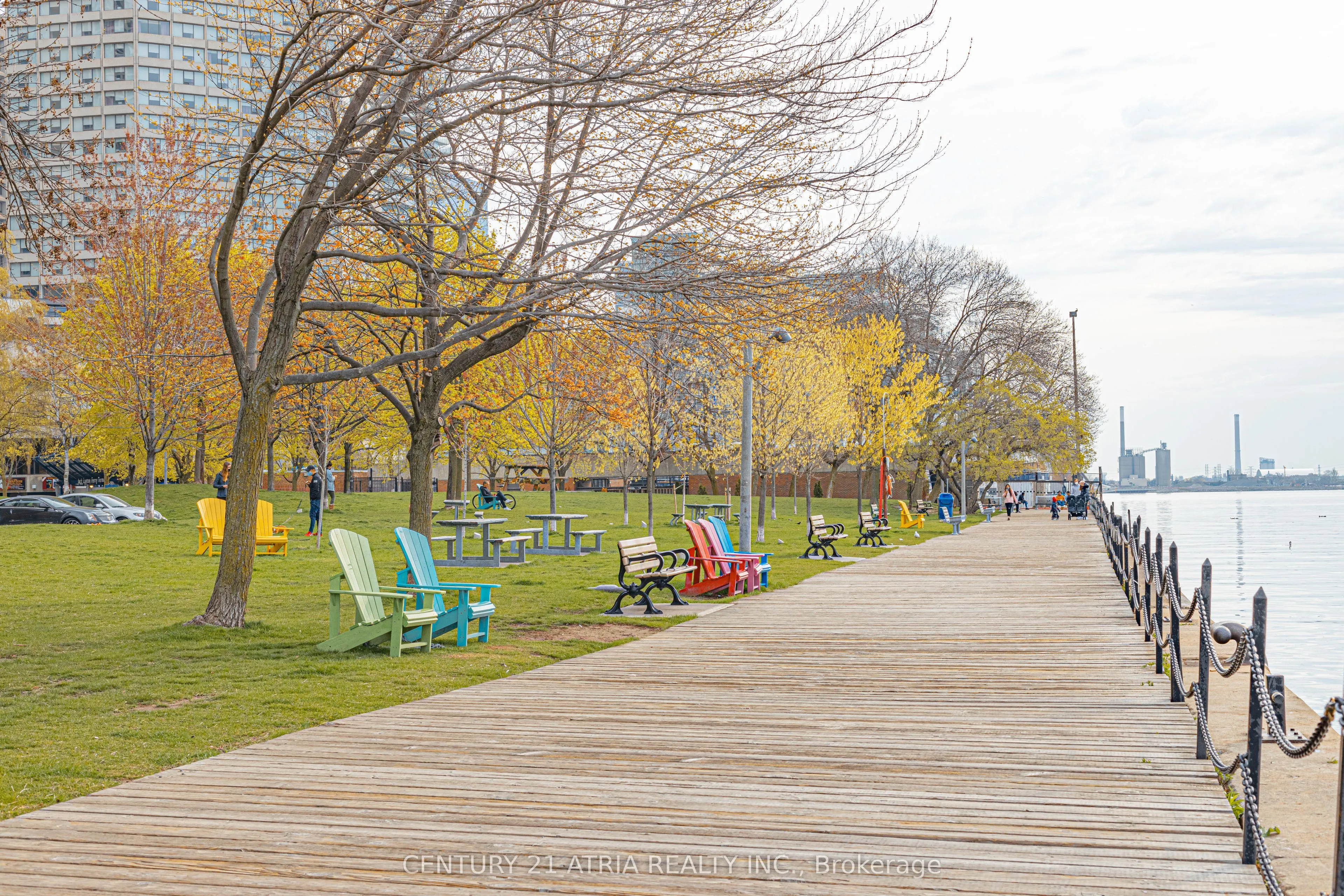 65 Harbour Square, #1401