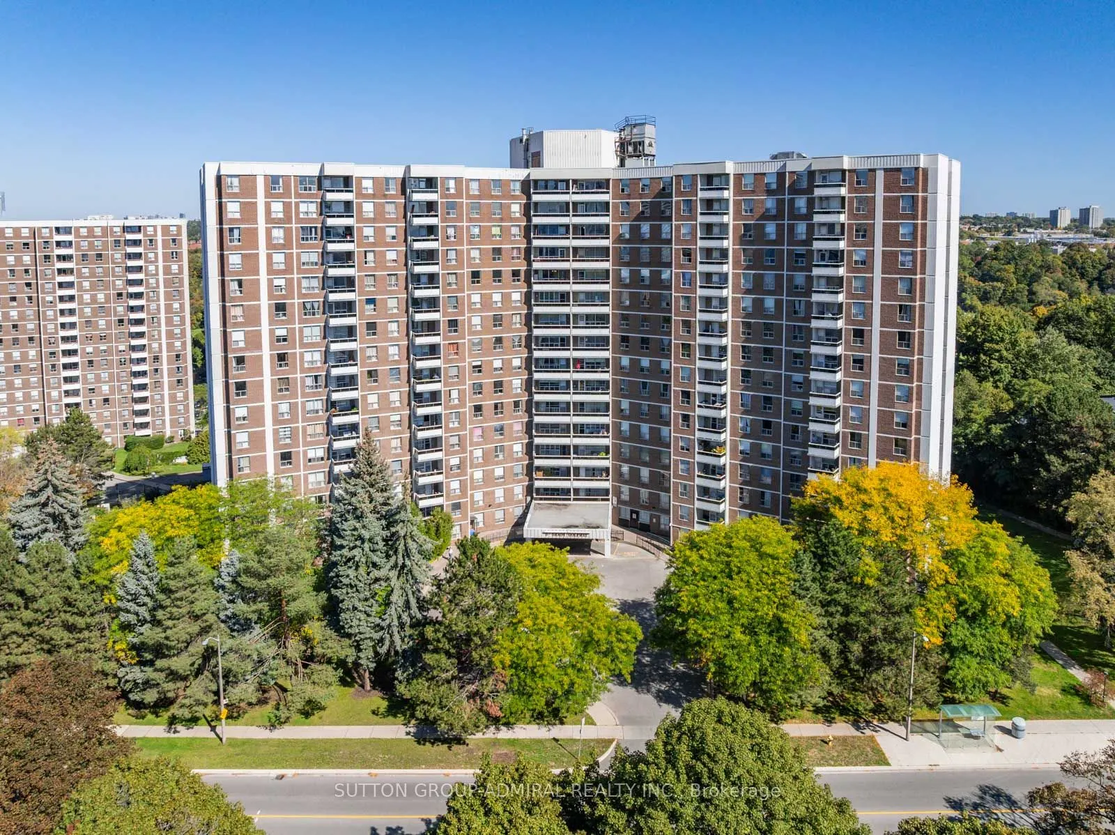 5 Shady Golfway, #415