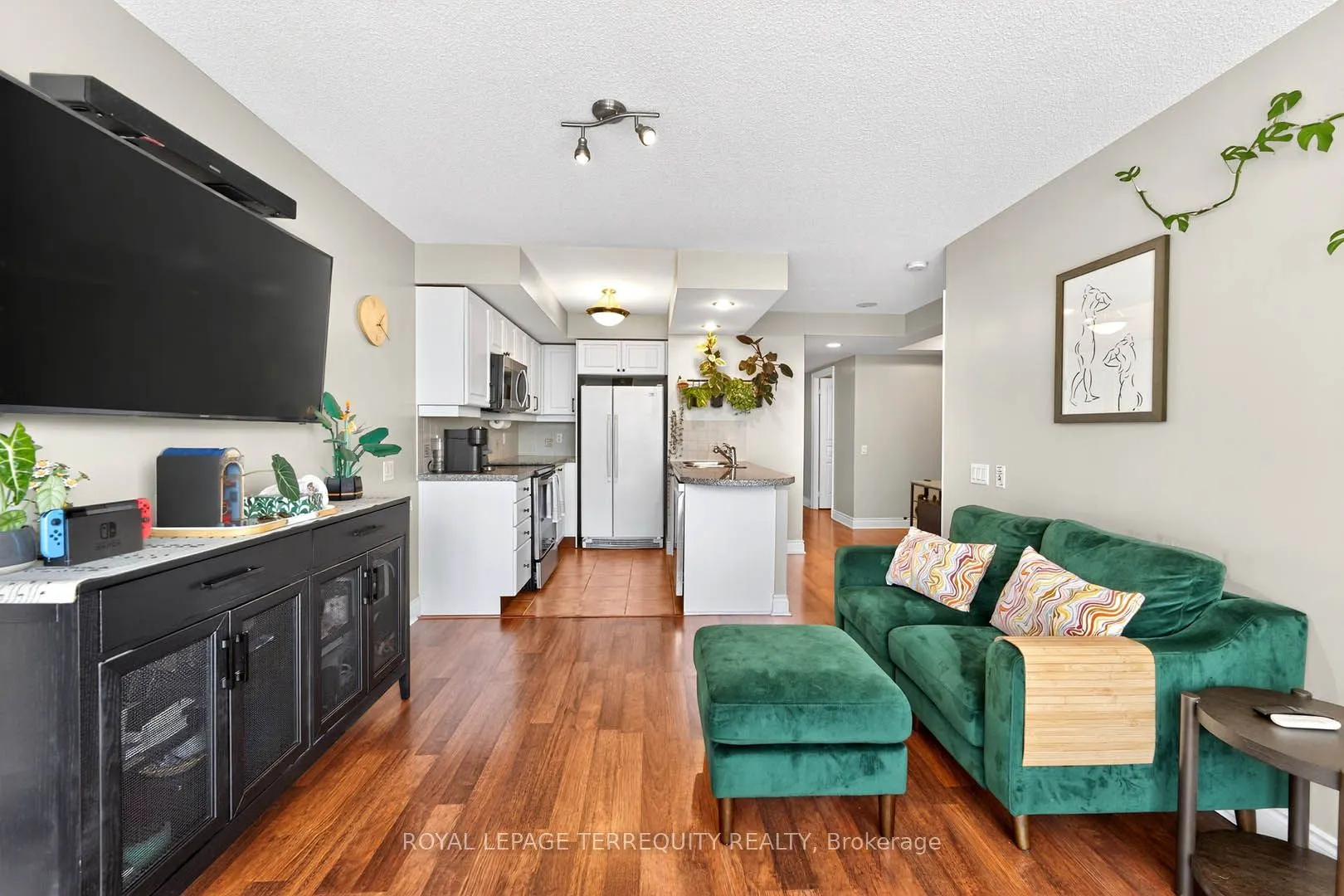 10 Northtown Way, #2510