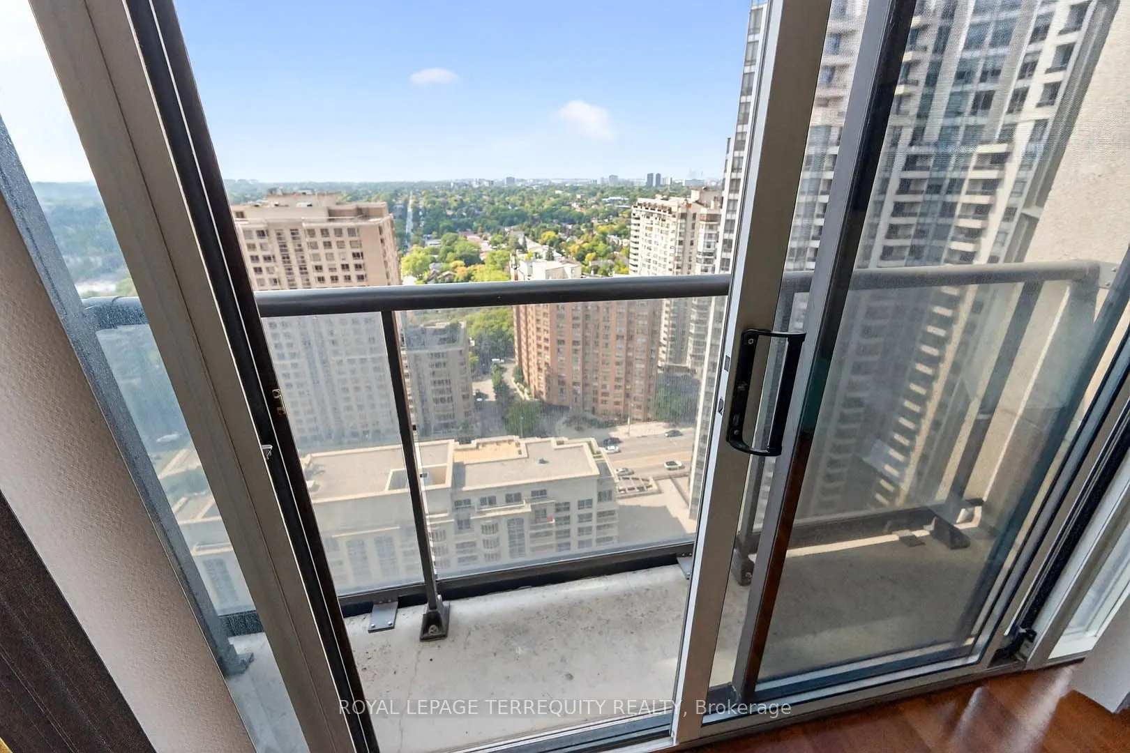 10 Northtown Way, #2510
