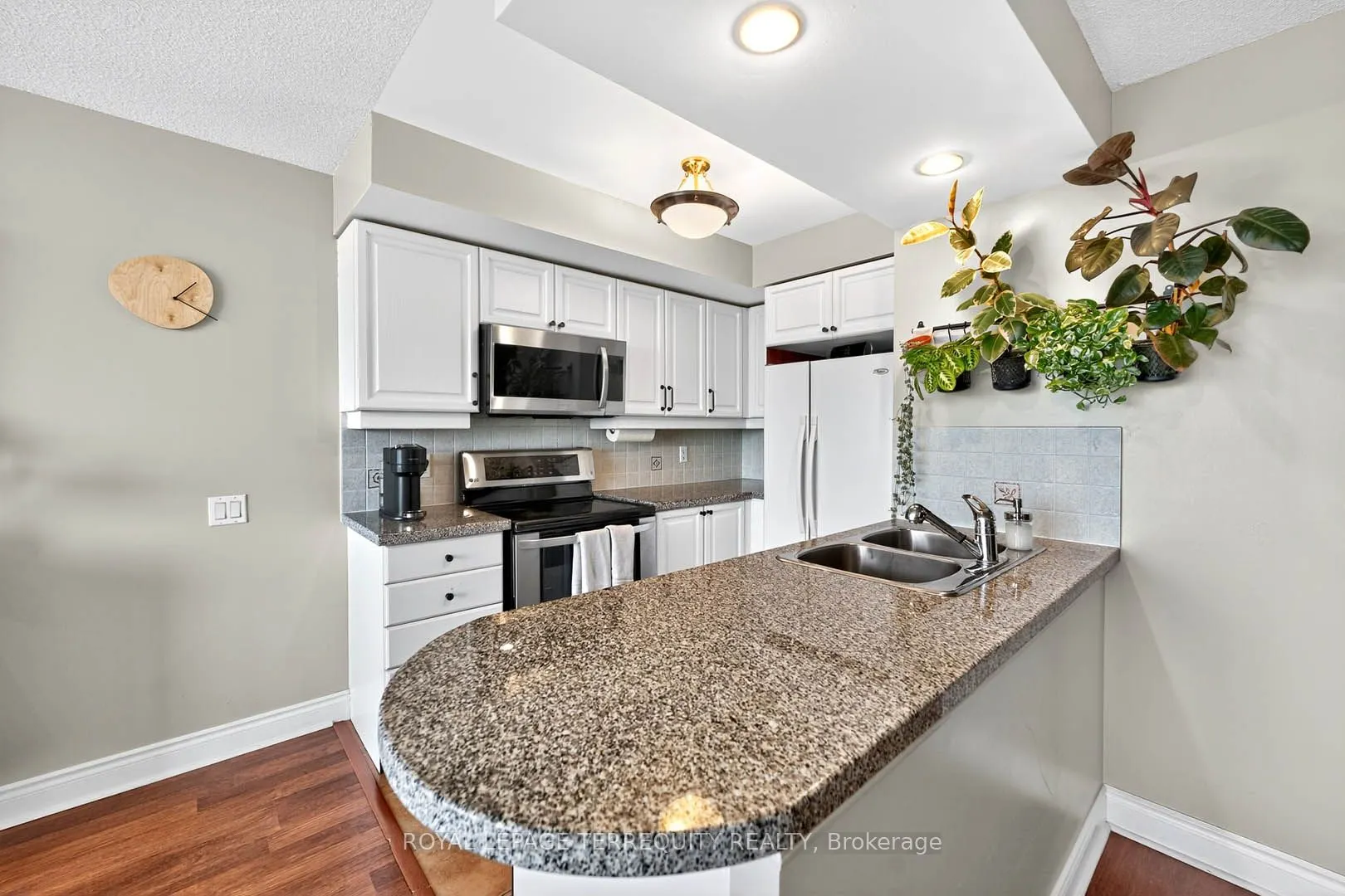 10 Northtown Way, #2510