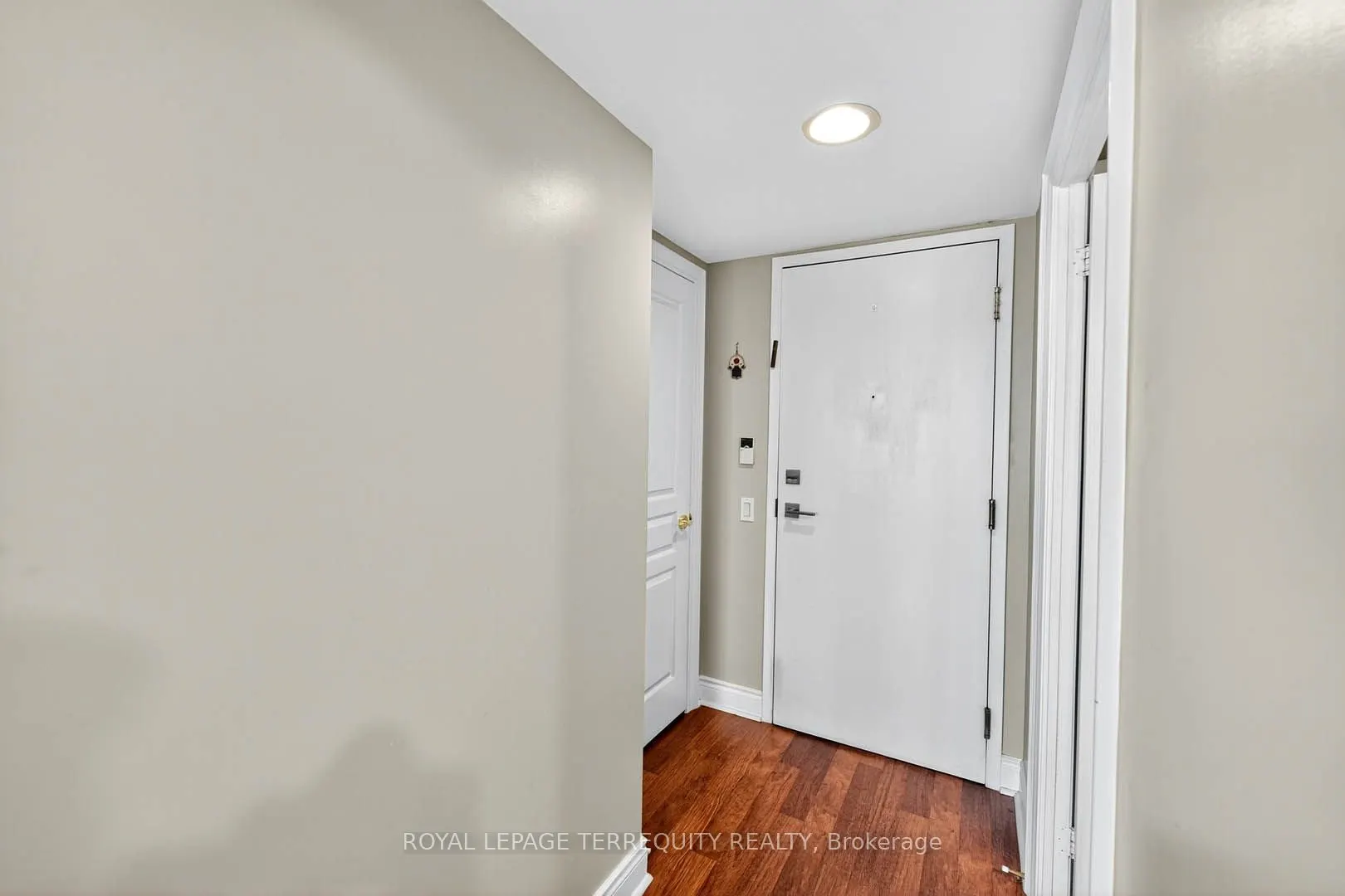 10 Northtown Way, #2510