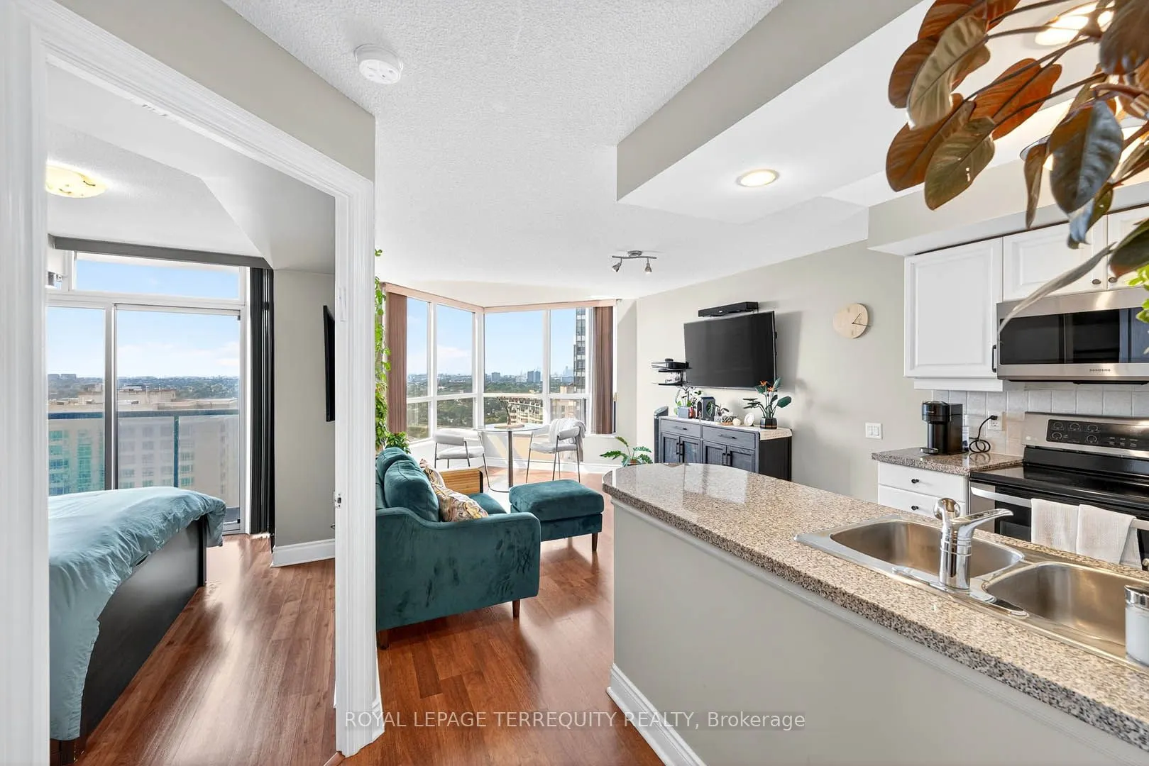 10 Northtown Way, #2510