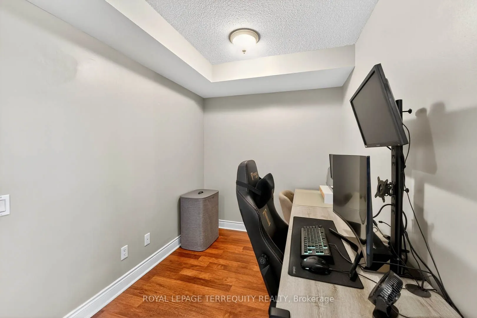 10 Northtown Way, #2510