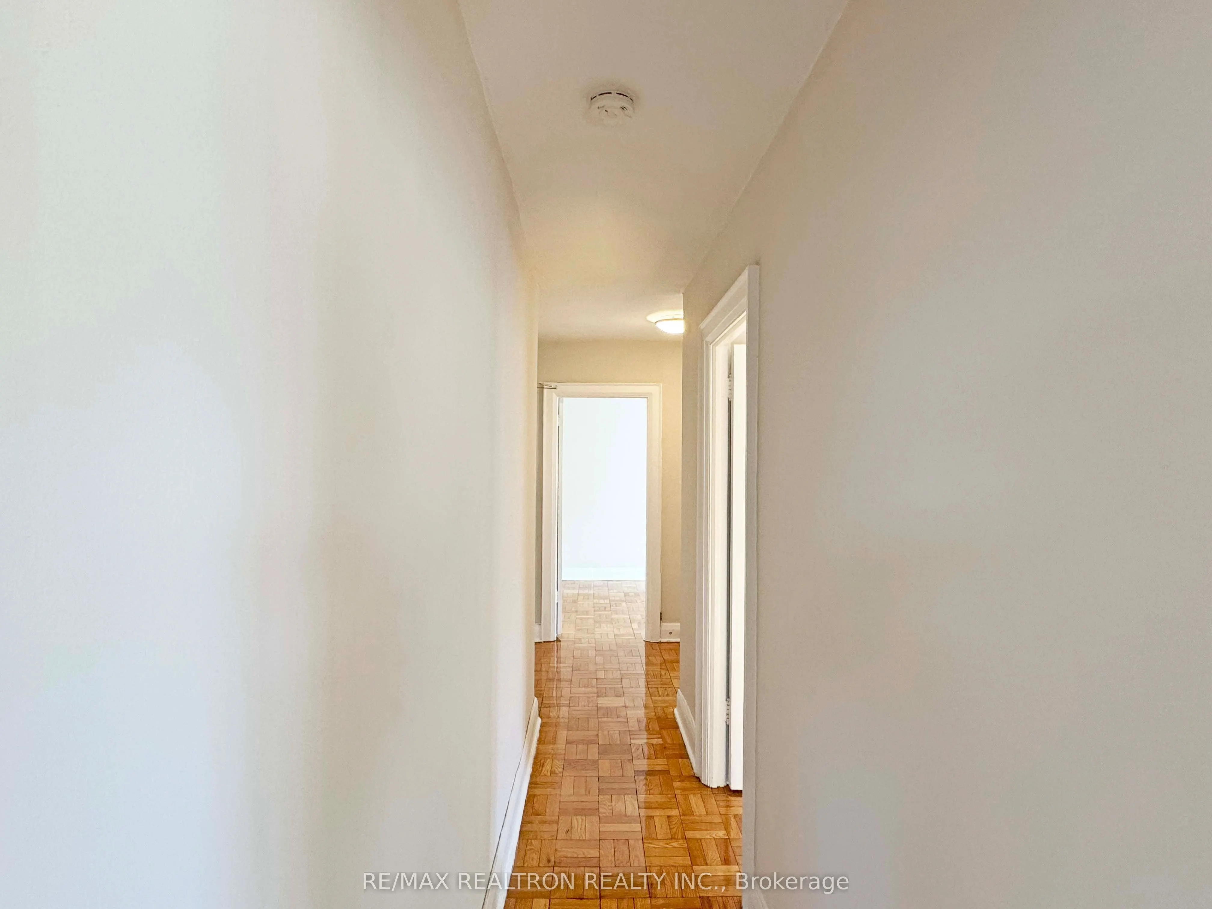 394 Avenue Road, #308