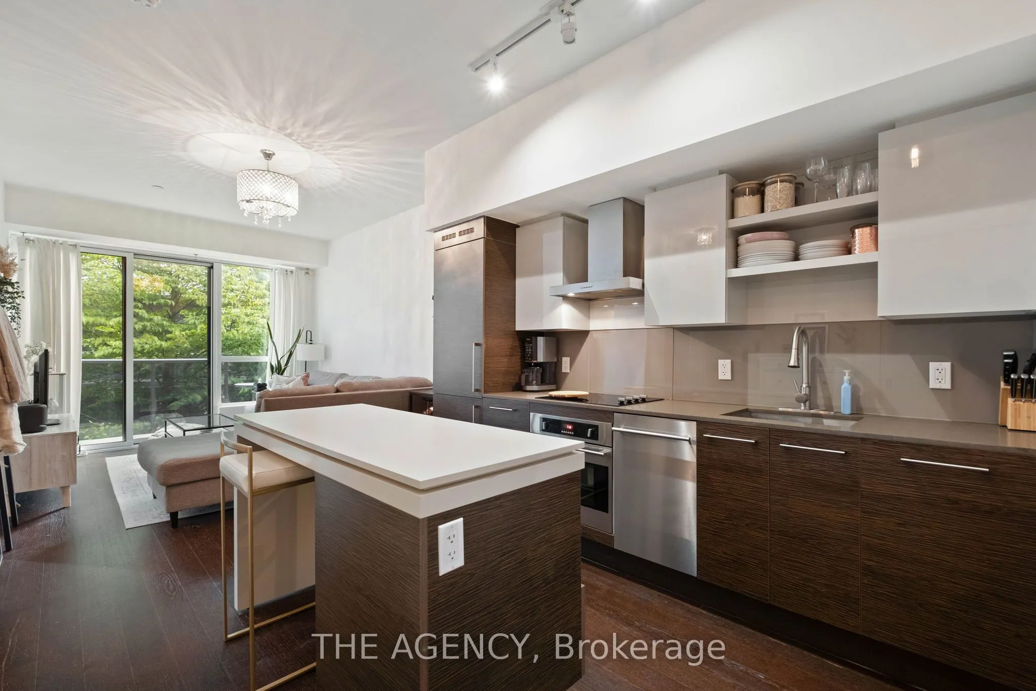 1030 King Street W, #457