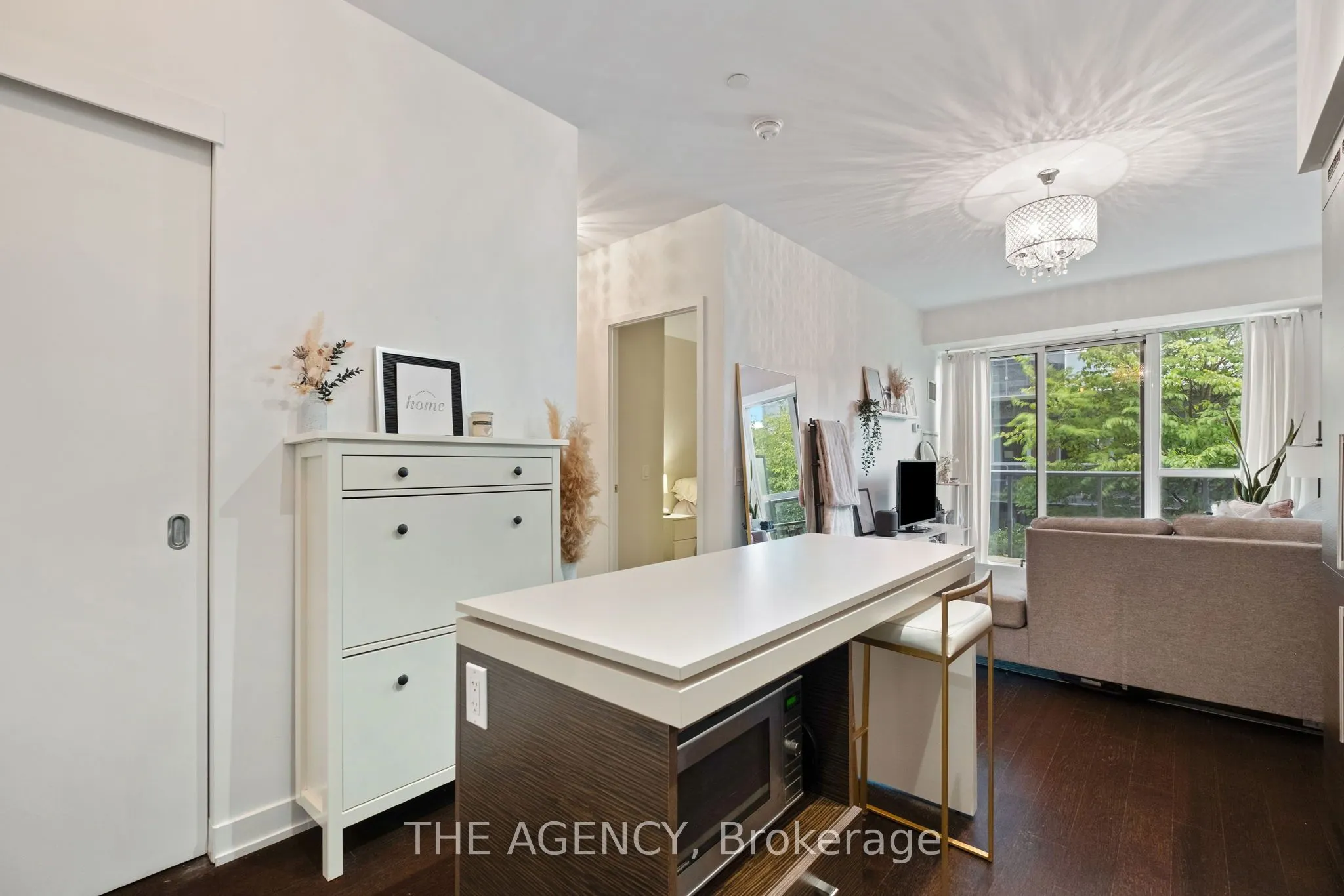 1030 King Street W, #457