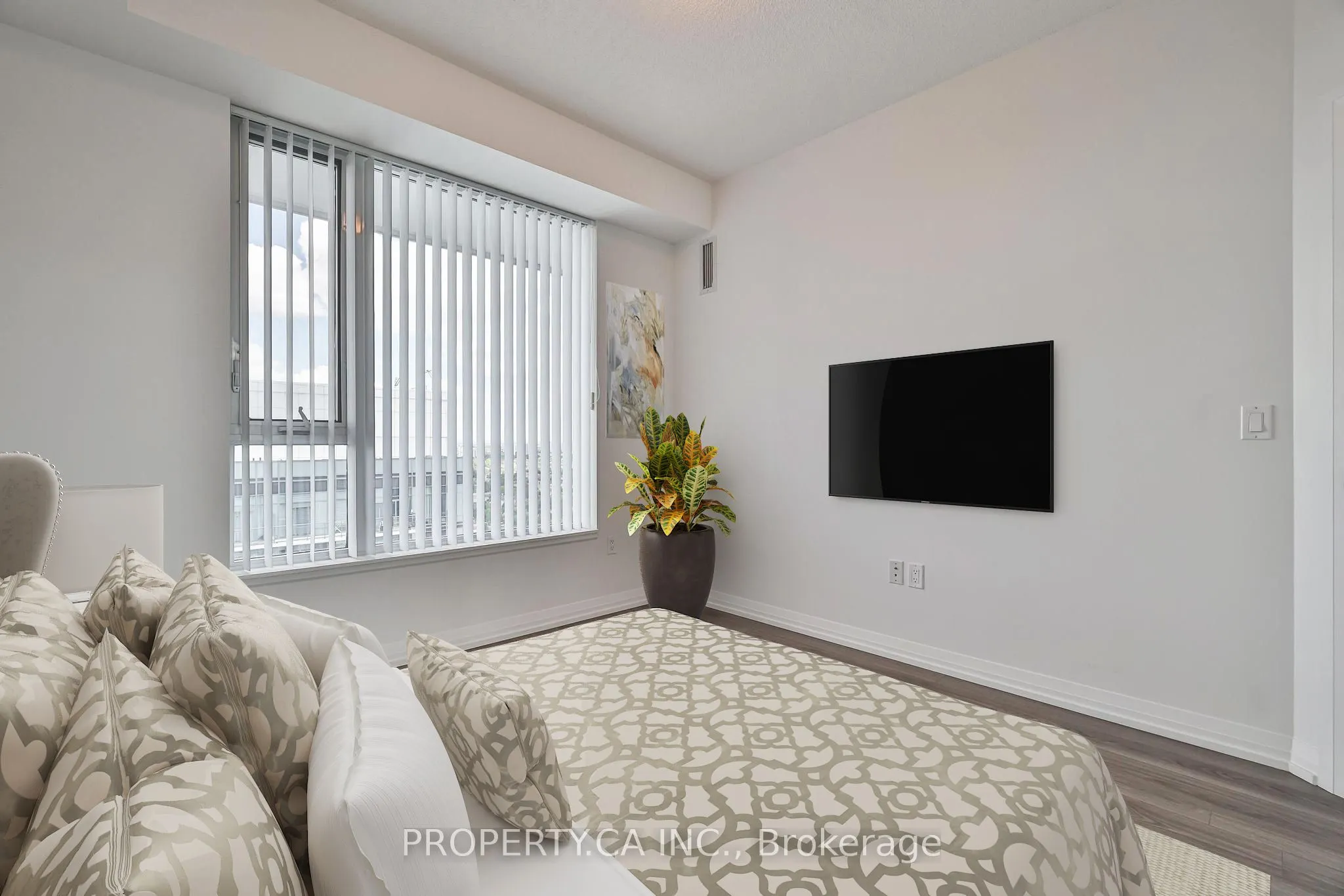 55 Ann O'Reilly Road, #2512