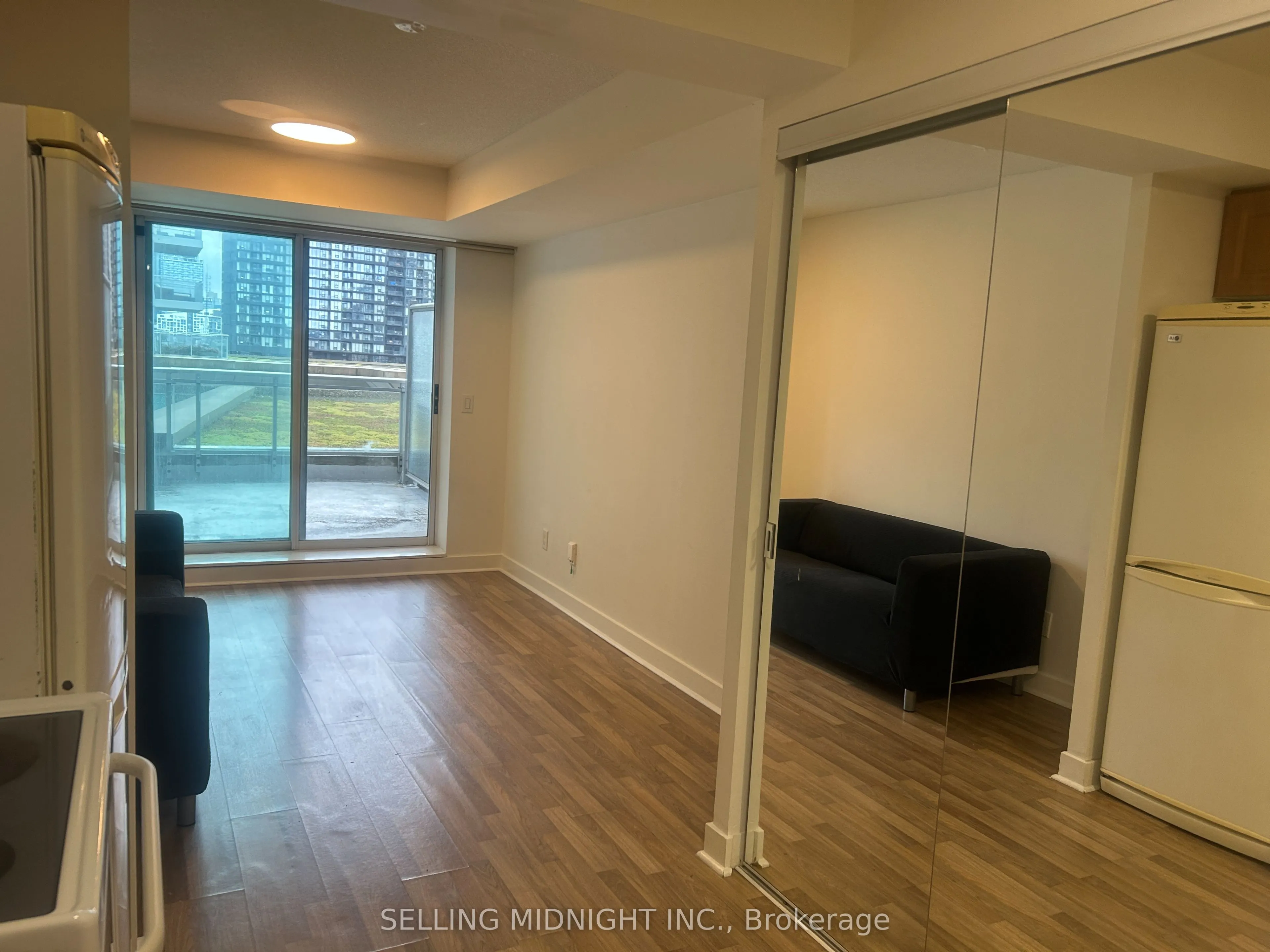 50 Lynn Williams Street, #603