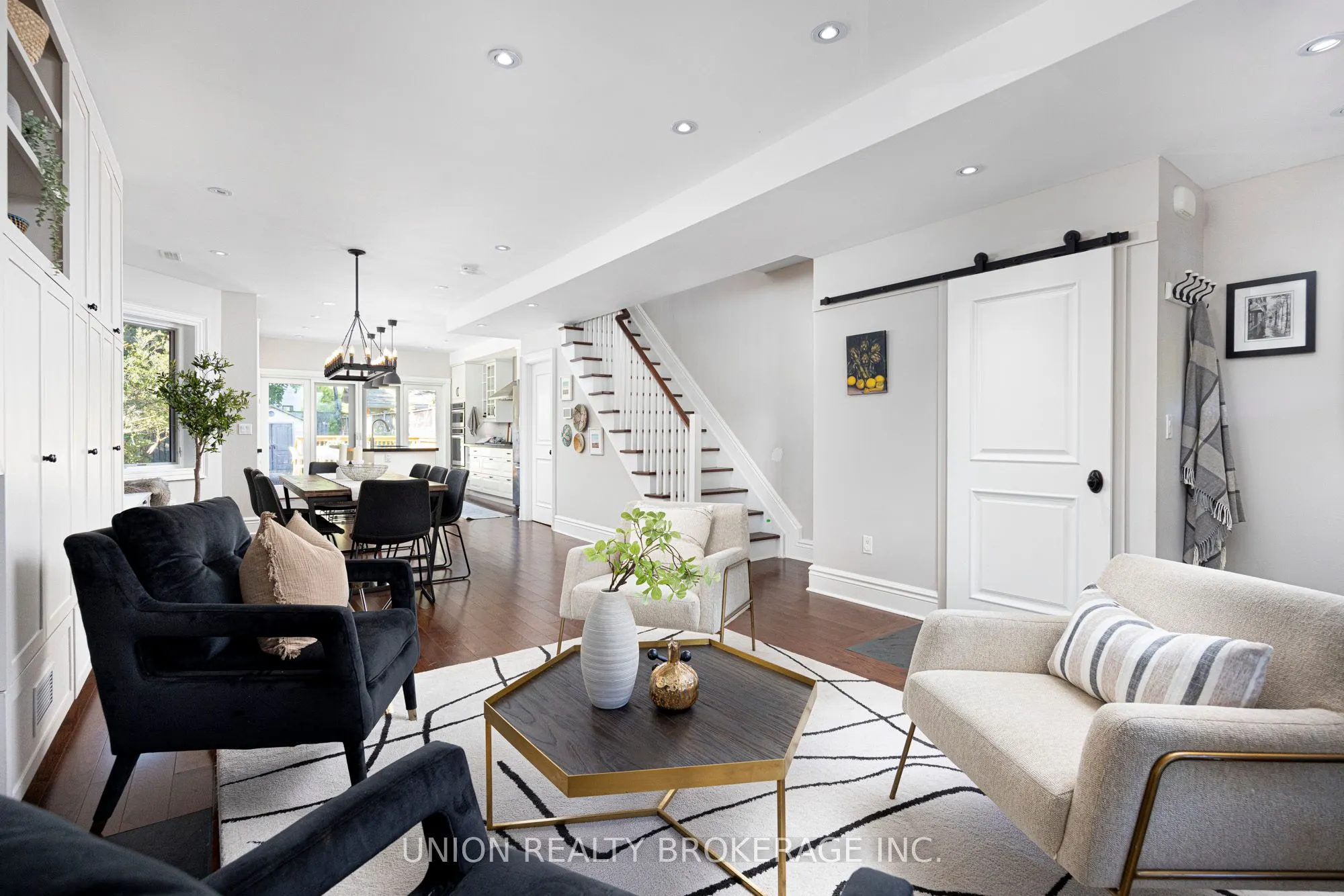 6 Jean Street
