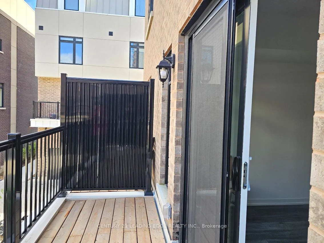 10 Spruce Pines Crescent, #Room2
