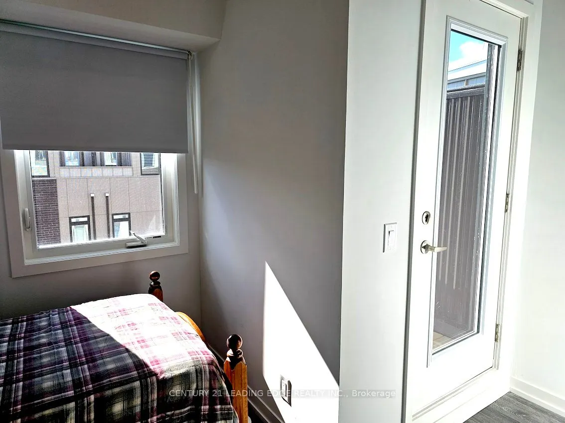 10 Spruce Pines Crescent, #Room2