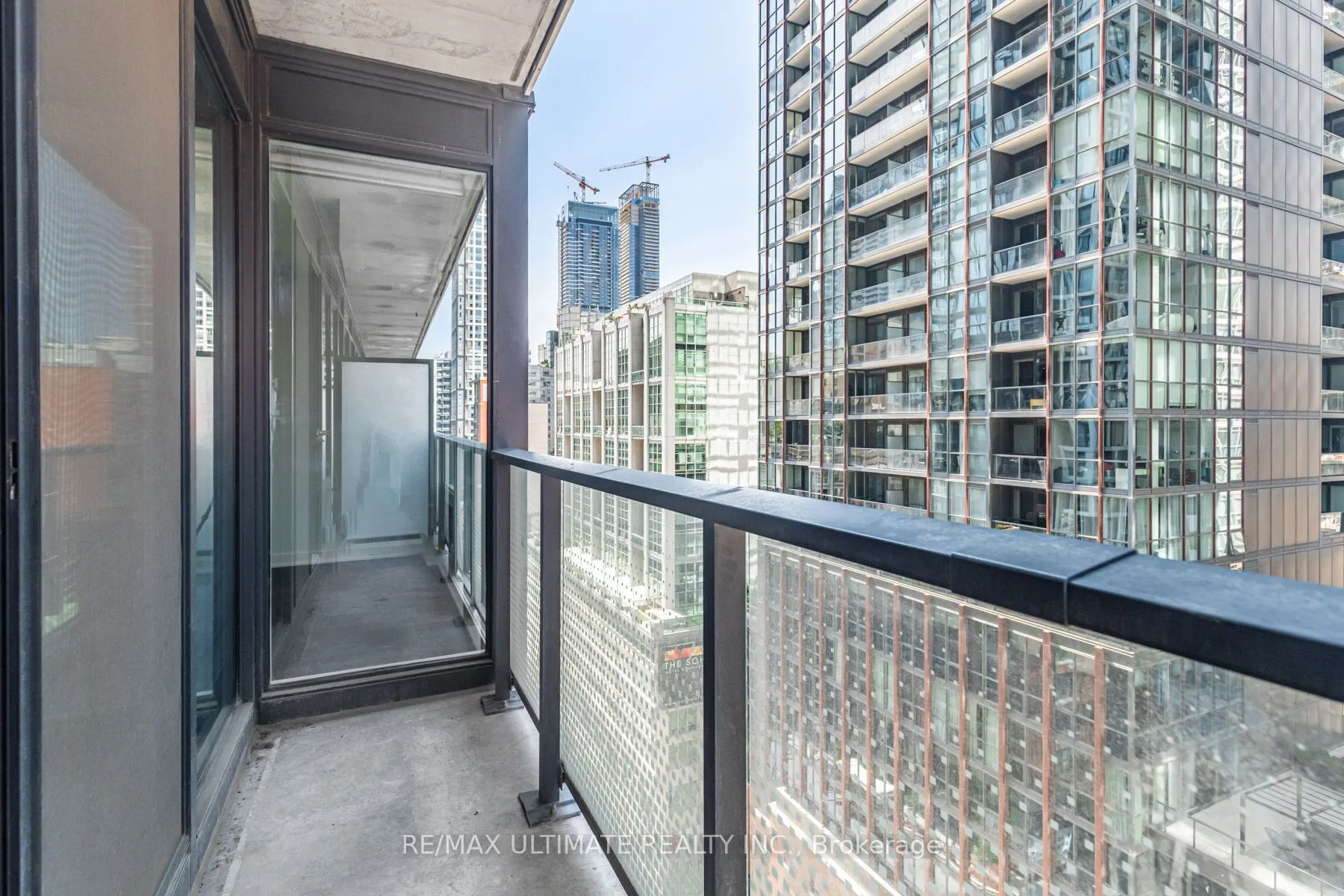 115 Blue Jays Way, #1507