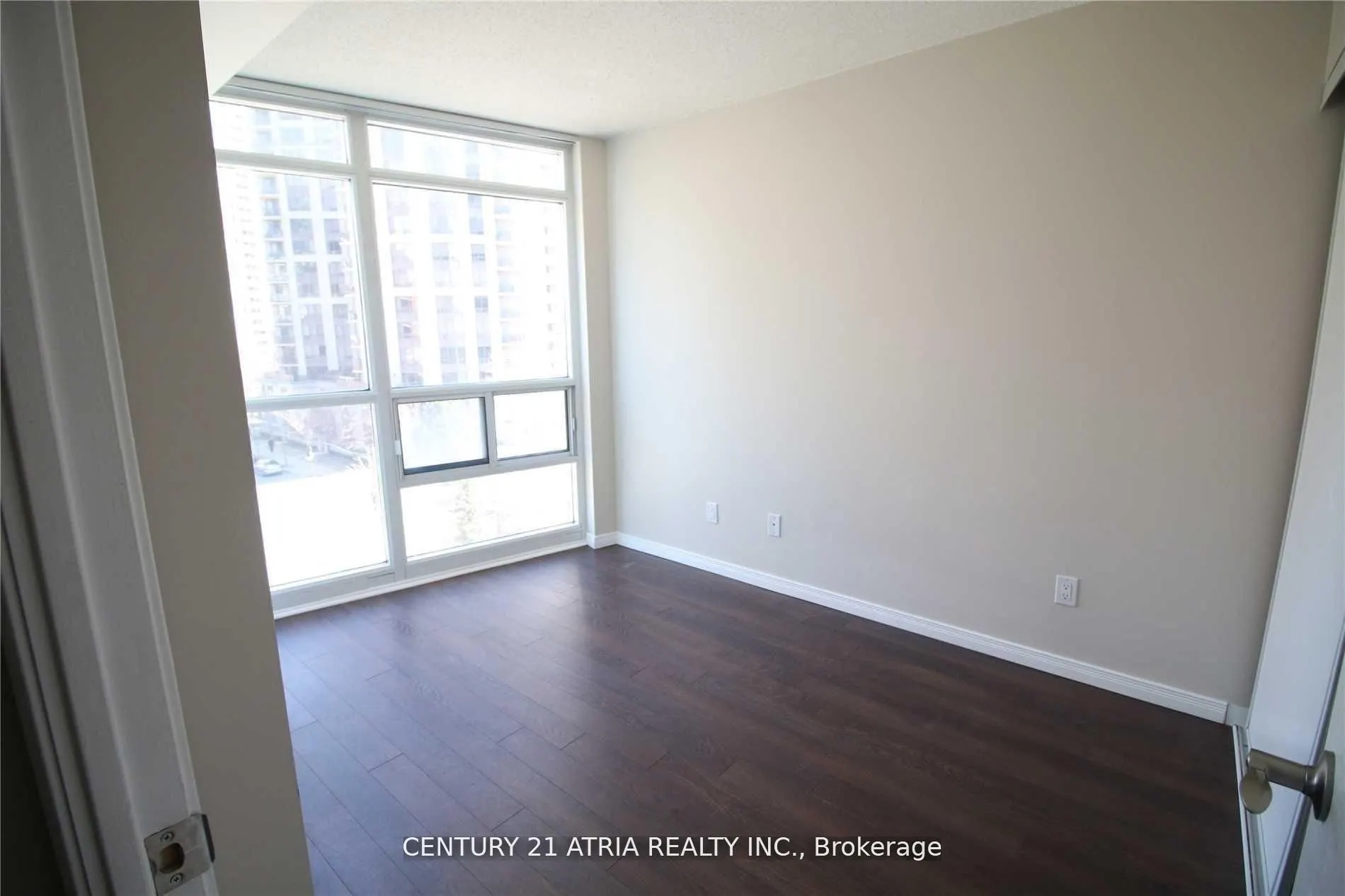 30 Harrison Garden Boulevard, #601