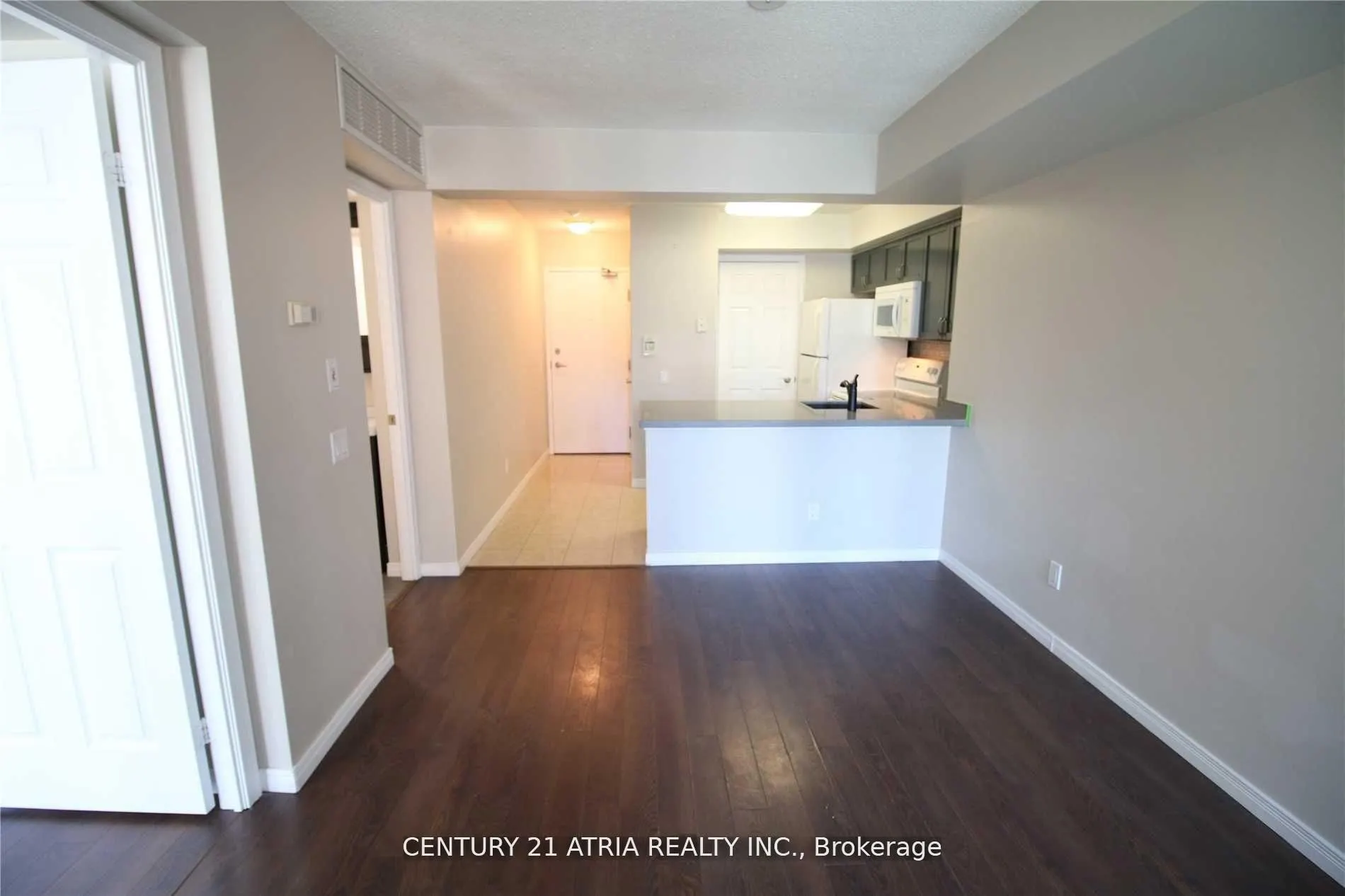 30 Harrison Garden Boulevard, #601