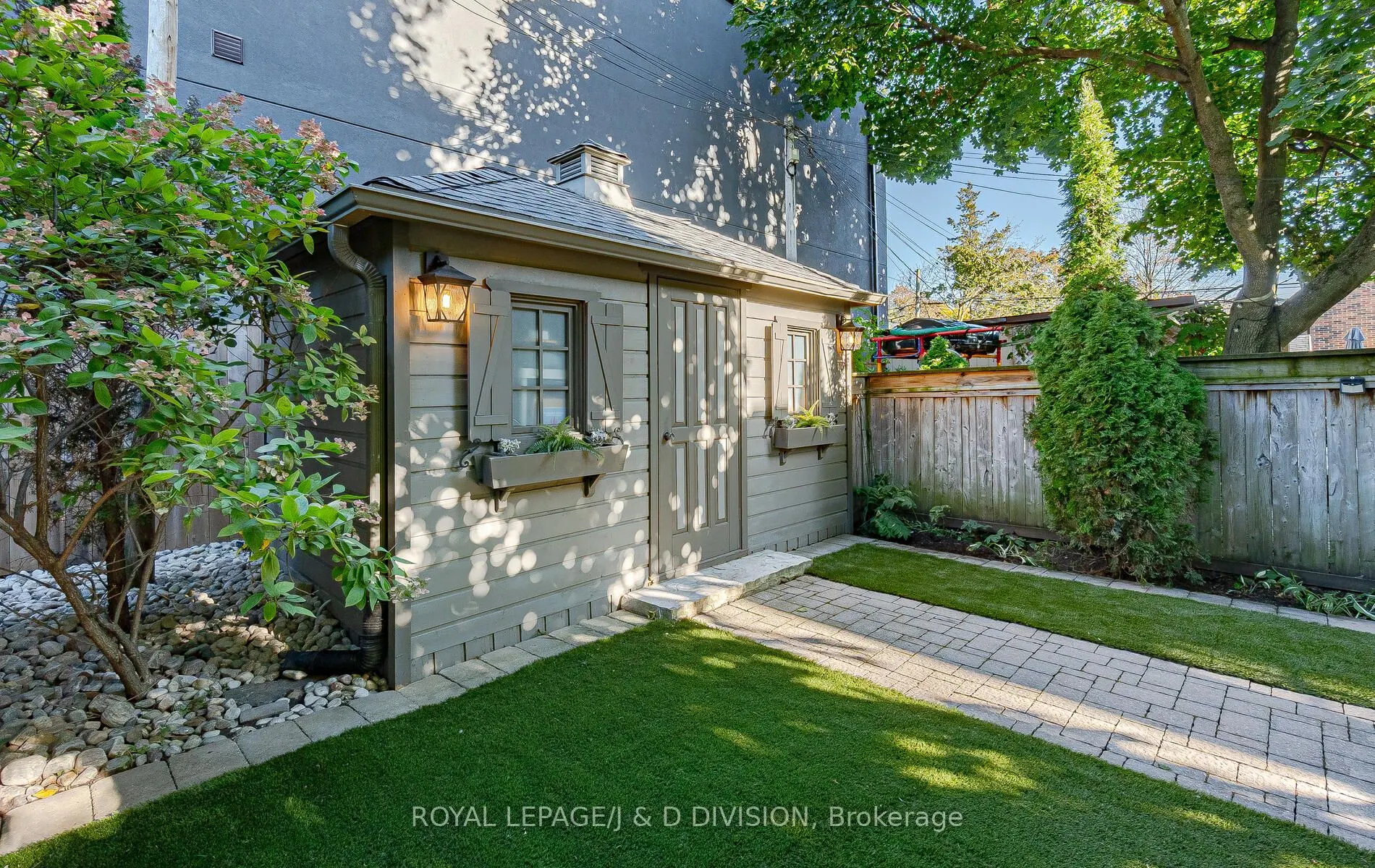 151 Forman Avenue