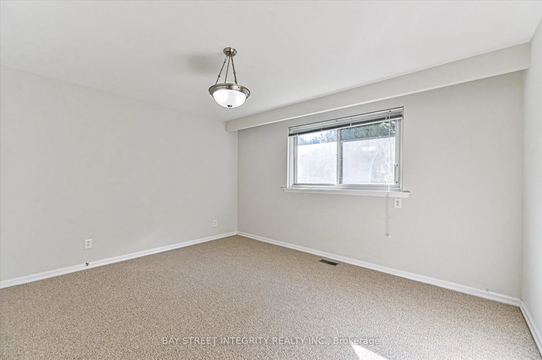 1 Caines Avenue