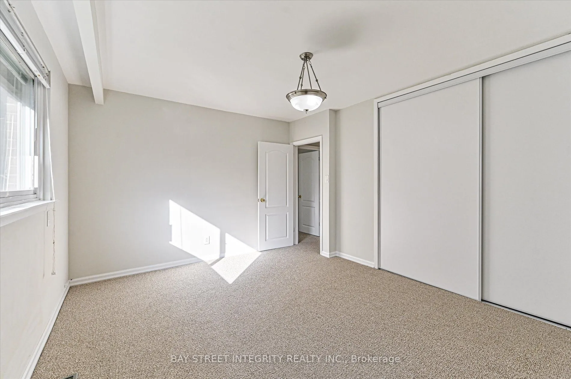1 Caines Avenue