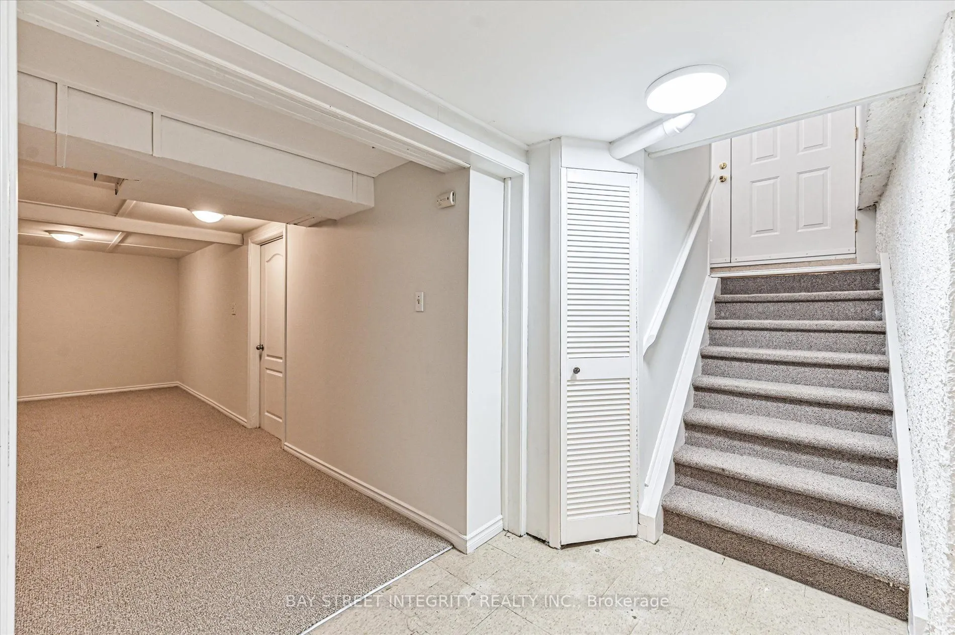 1 Caines Avenue