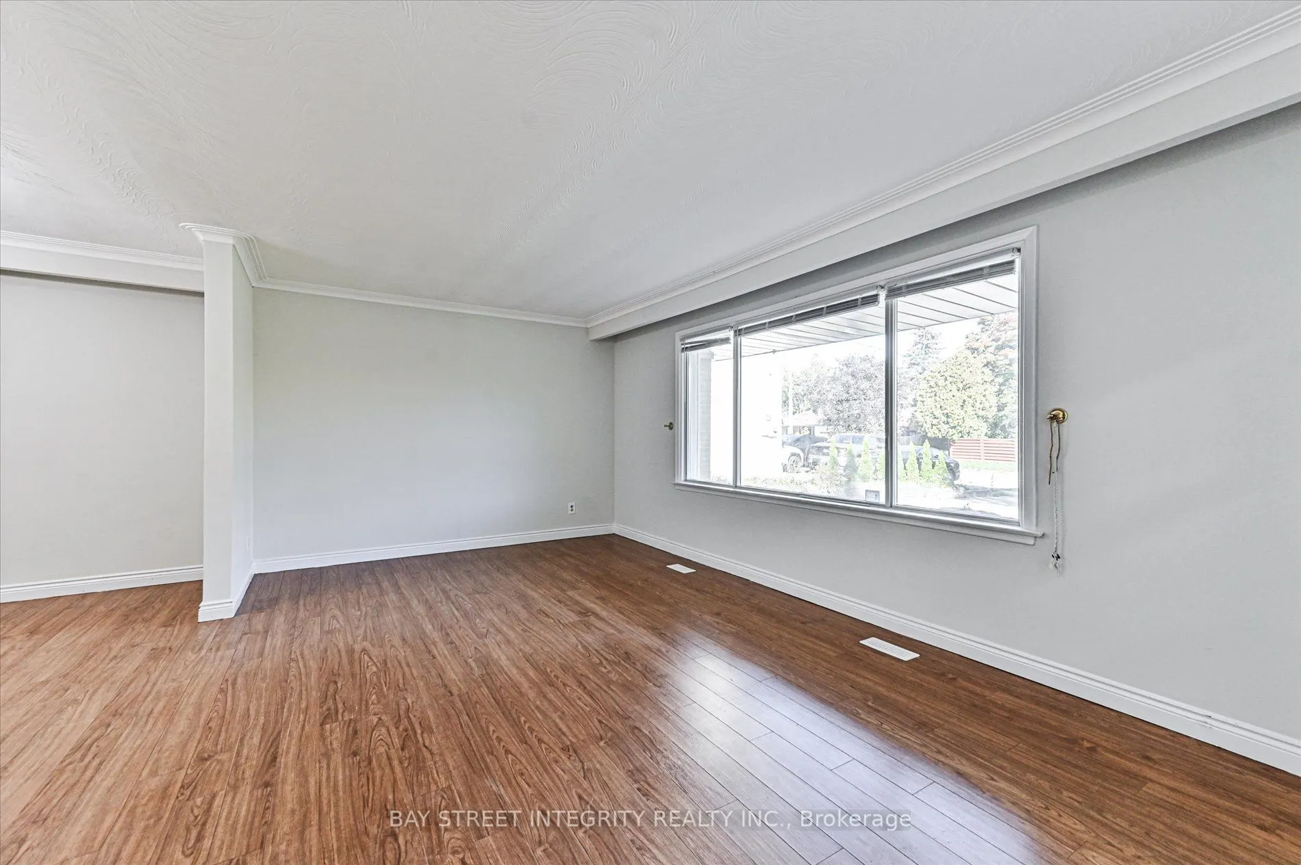 1 Caines Avenue