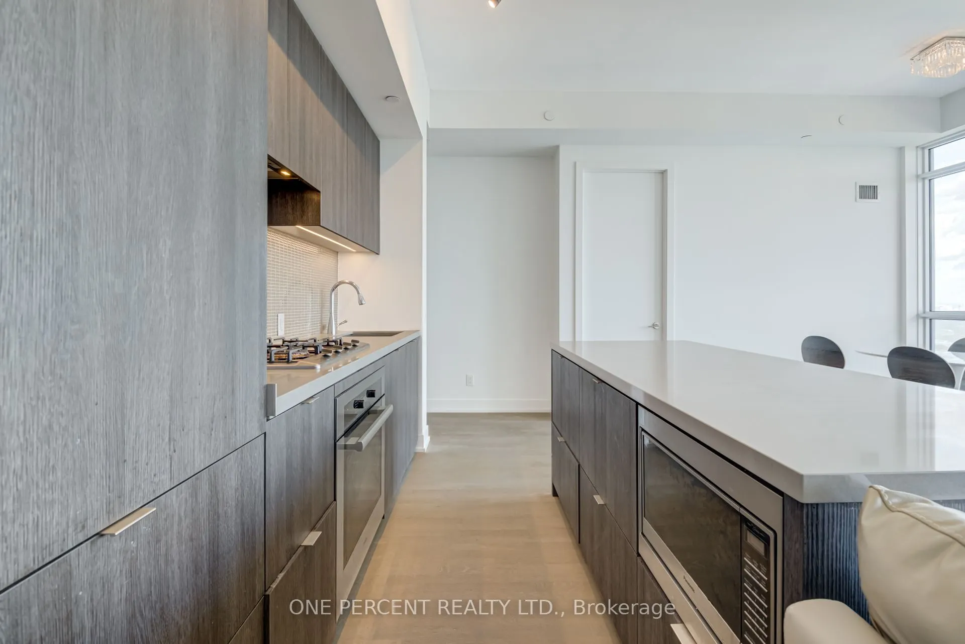7 Grenville Street, #6108