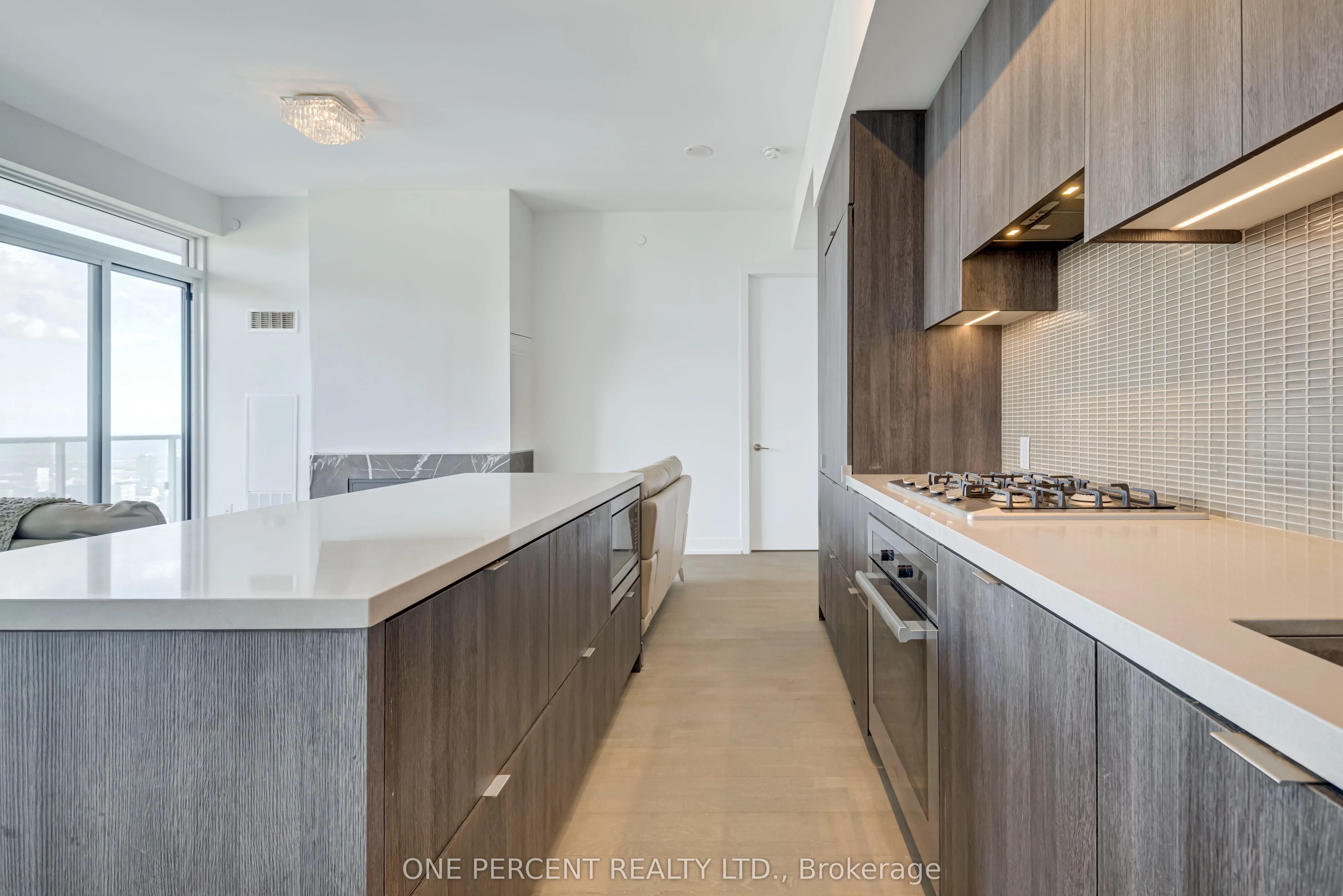 7 Grenville Street, #6108