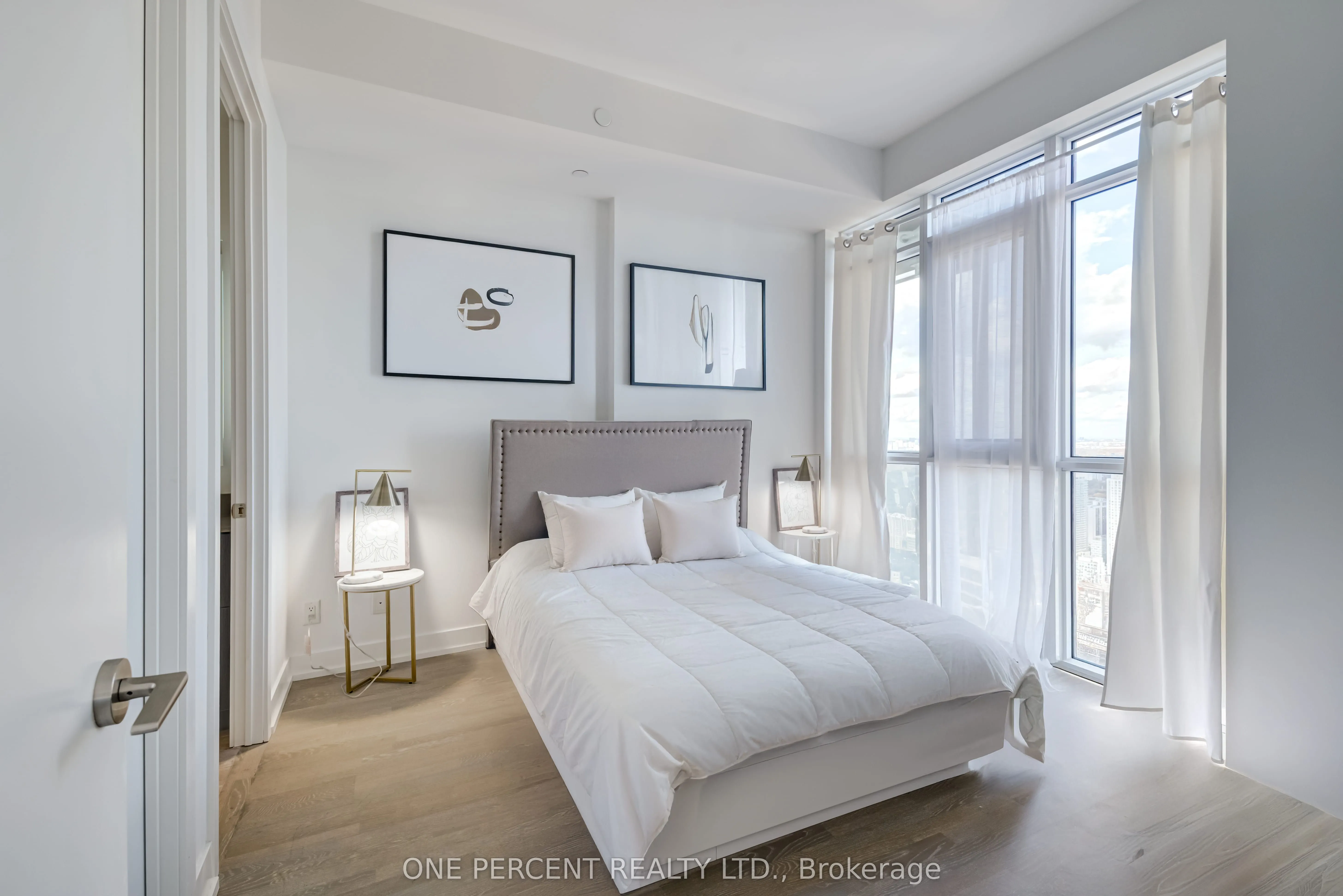 7 Grenville Street, #6108
